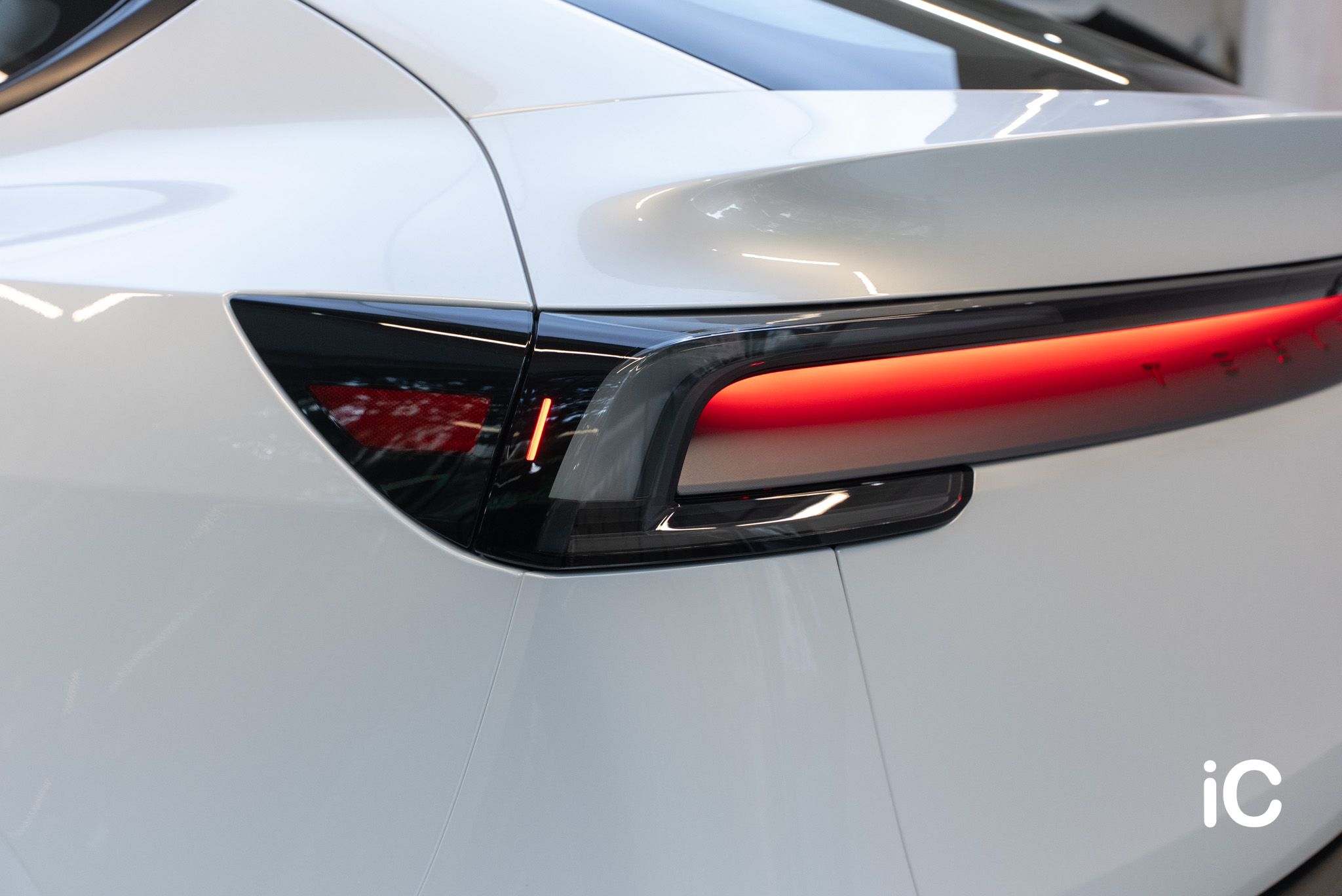 Tesla Model Y 轉色 PPF 施工作品