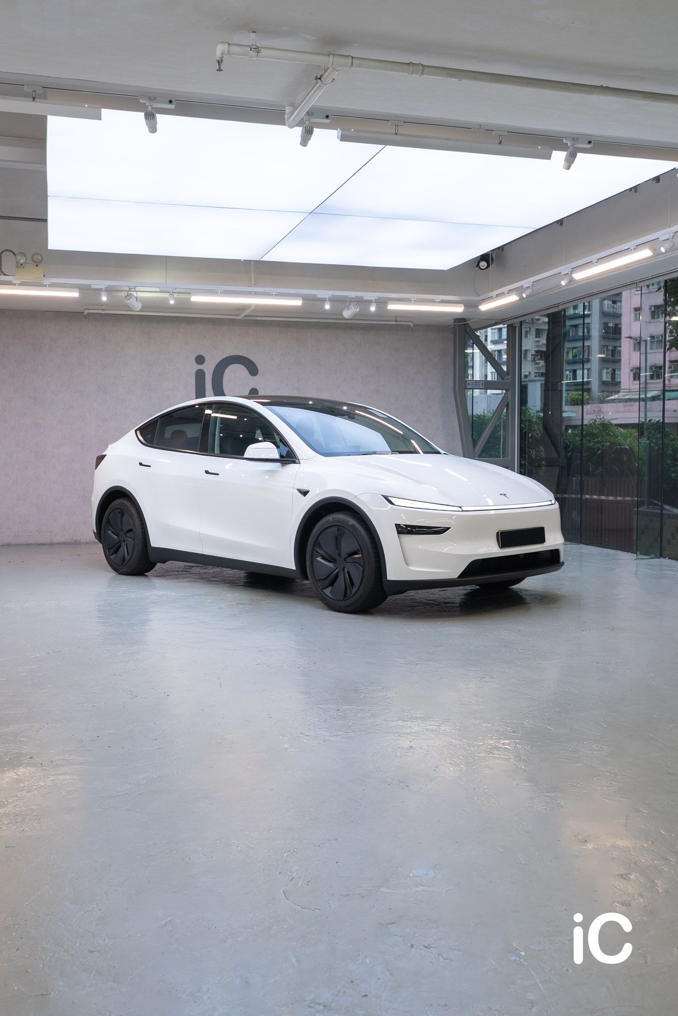 Tesla Model Y 轉色 PPF 施工作品
