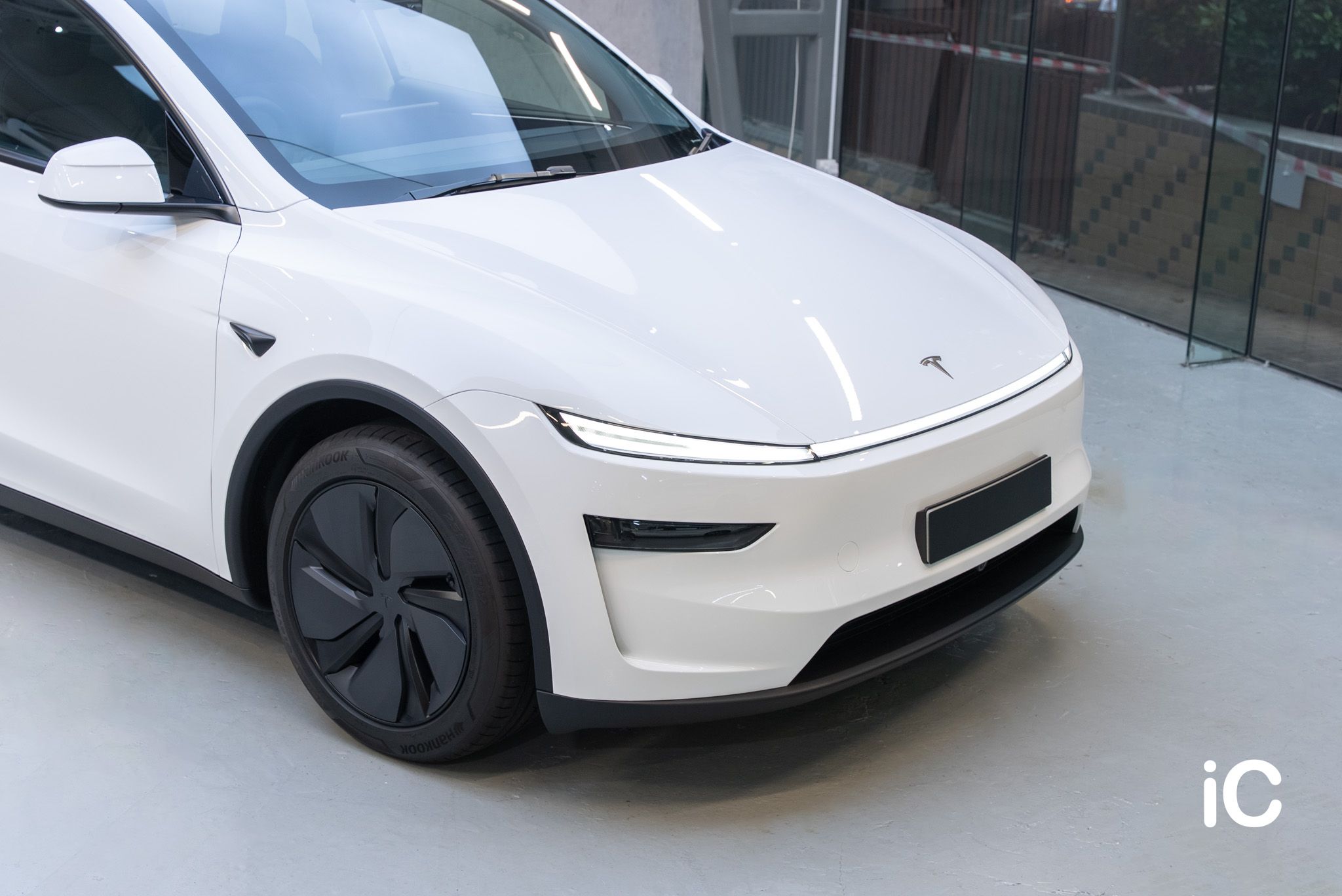 Tesla Model Y 轉色 PPF 施工作品