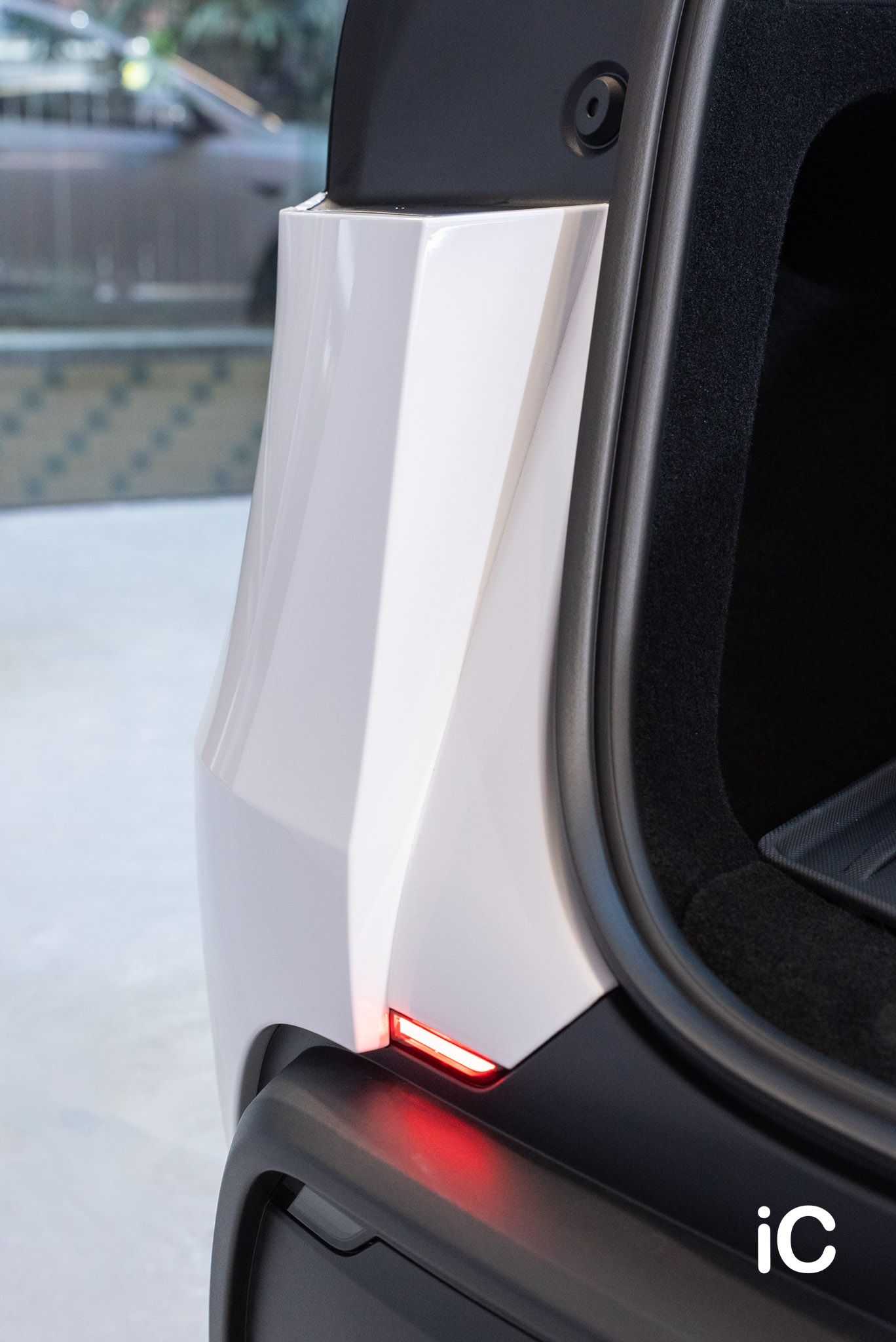 Tesla Model Y 轉色 PPF 施工作品