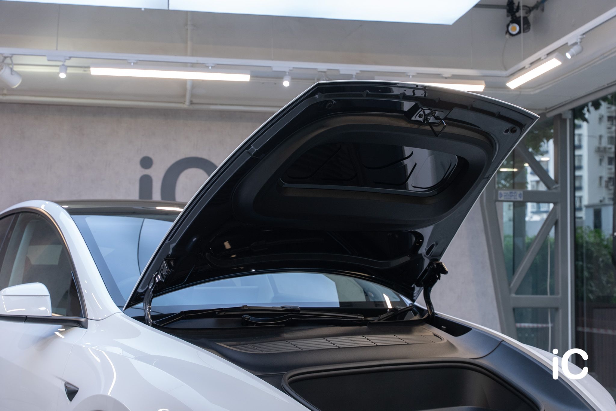 Tesla Model Y 轉色 PPF 施工作品
