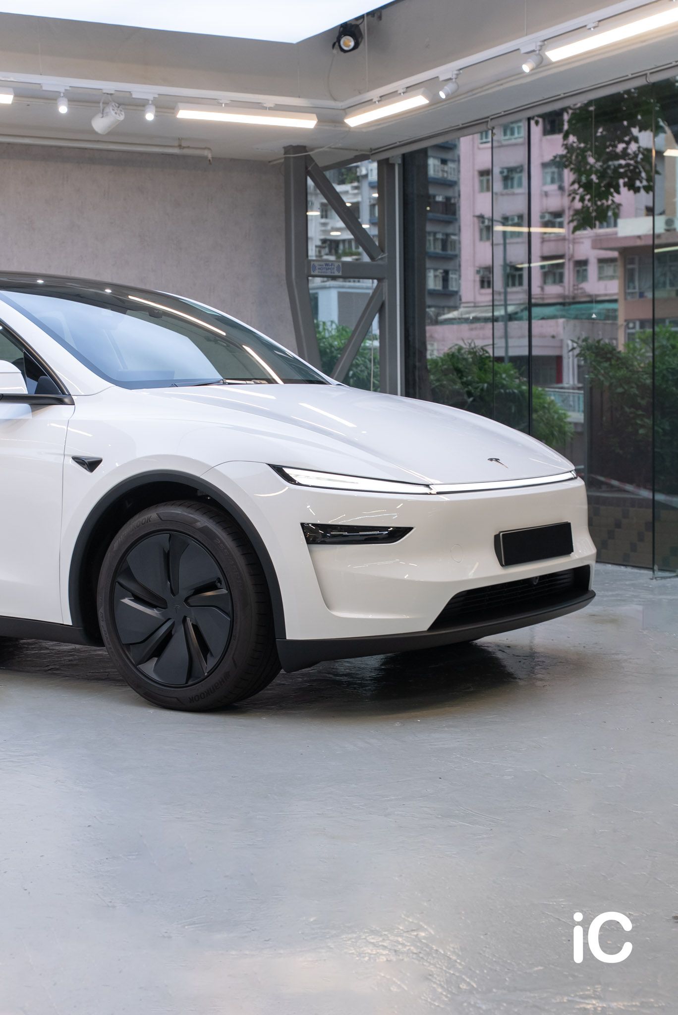 Tesla Model Y 轉色 PPF 施工作品