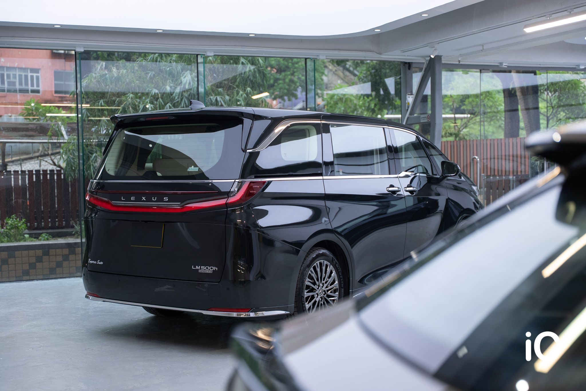Lexus LM 透明 PPF 施工作品