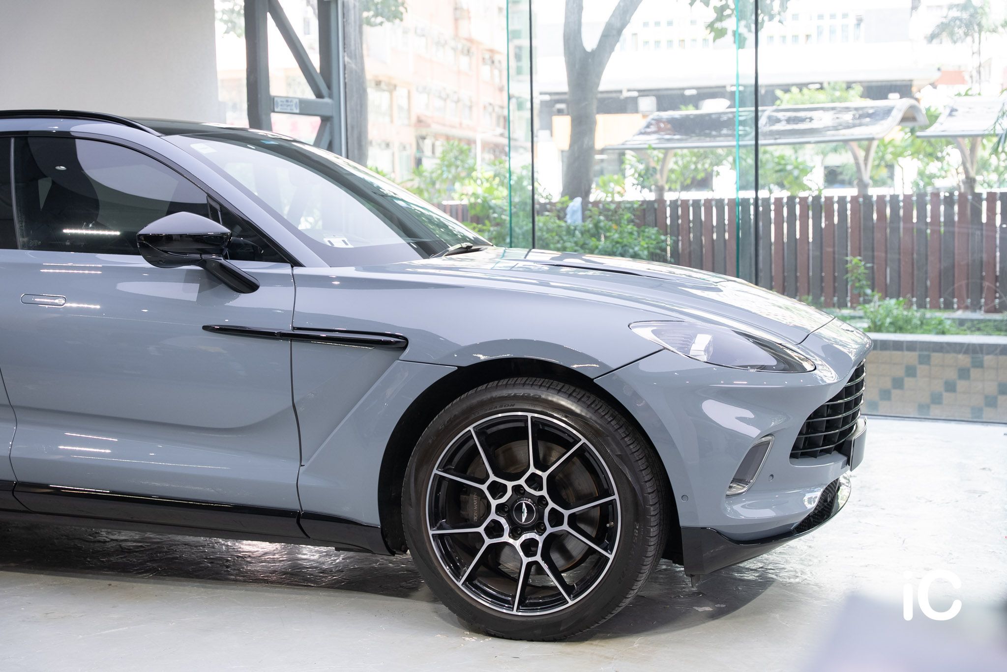 Aston Martin DBX 轉色 PPF 施工作品