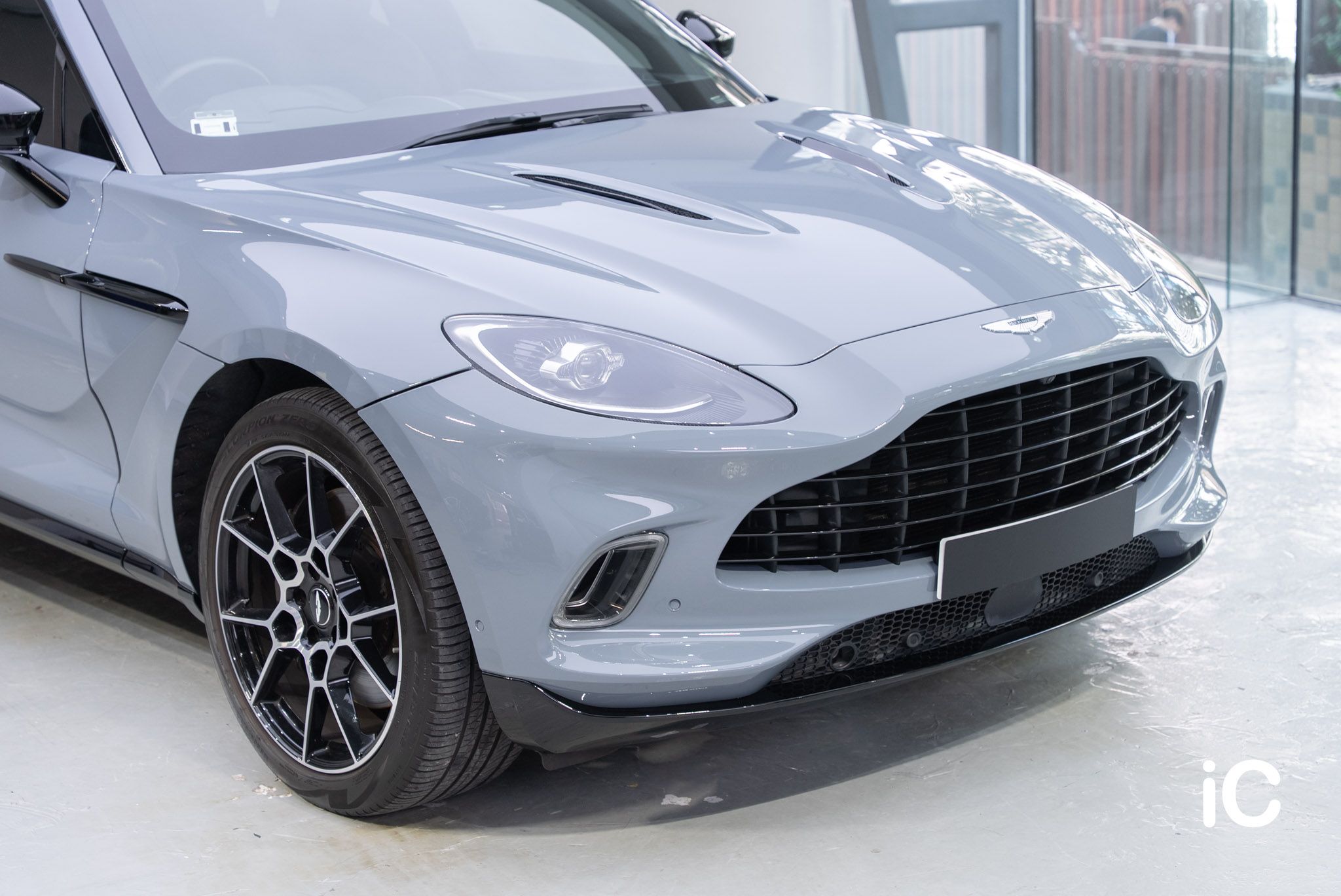 Aston Martin DBX 轉色 PPF 施工作品