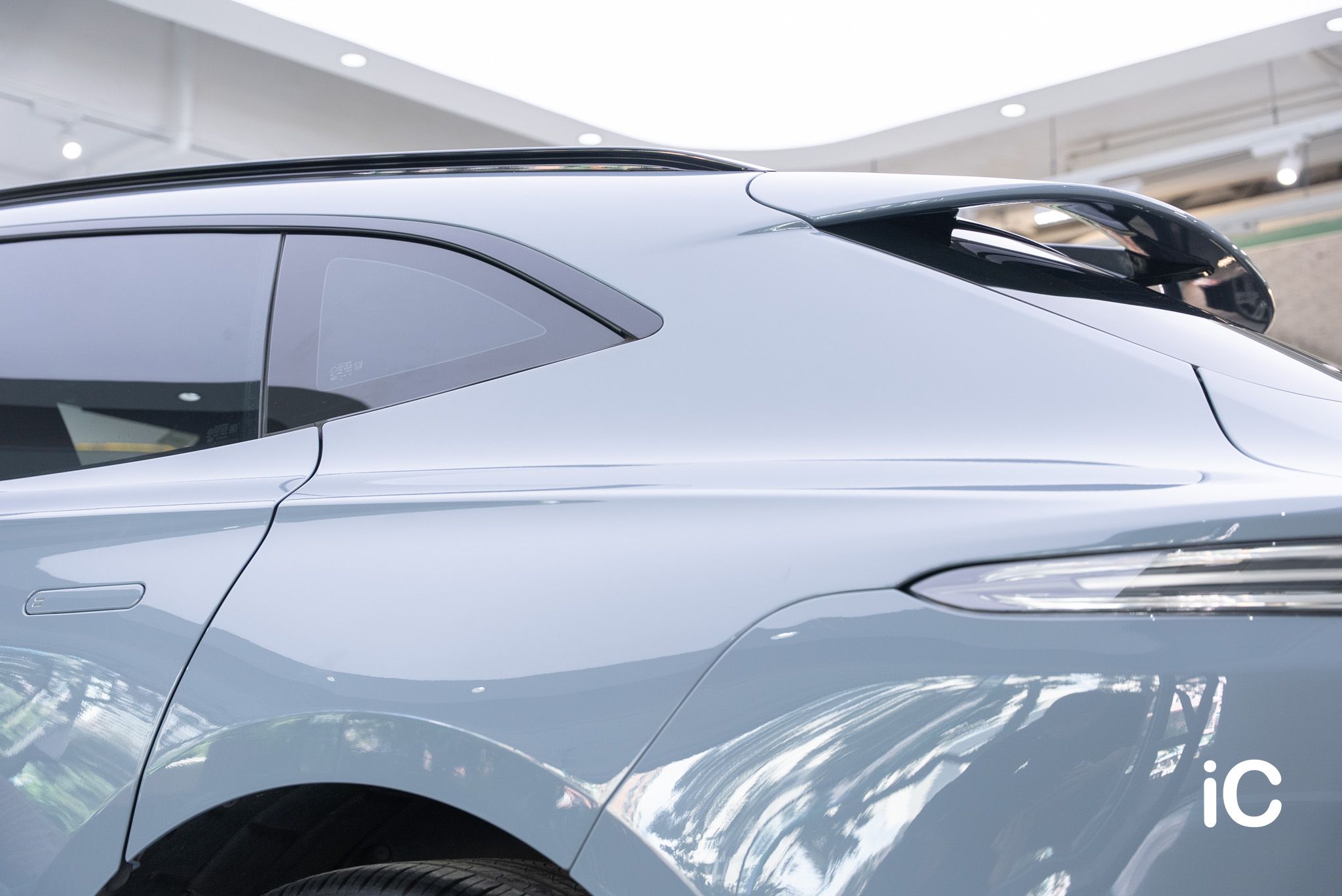 Aston Martin DBX 轉色 PPF 施工作品