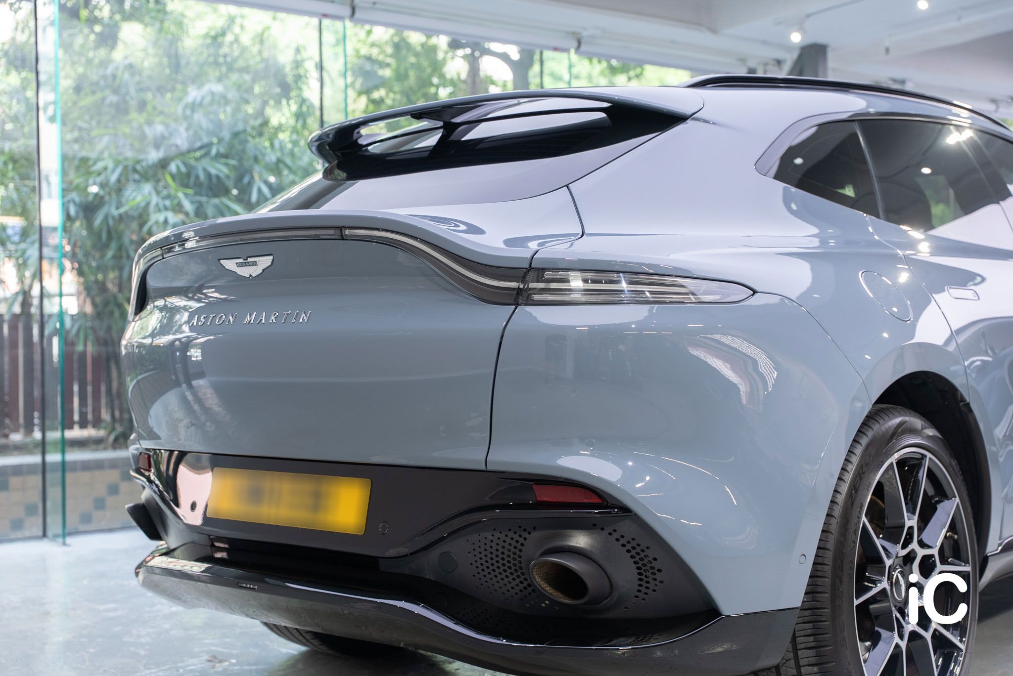 Aston Martin DBX 轉色 PPF 施工作品
