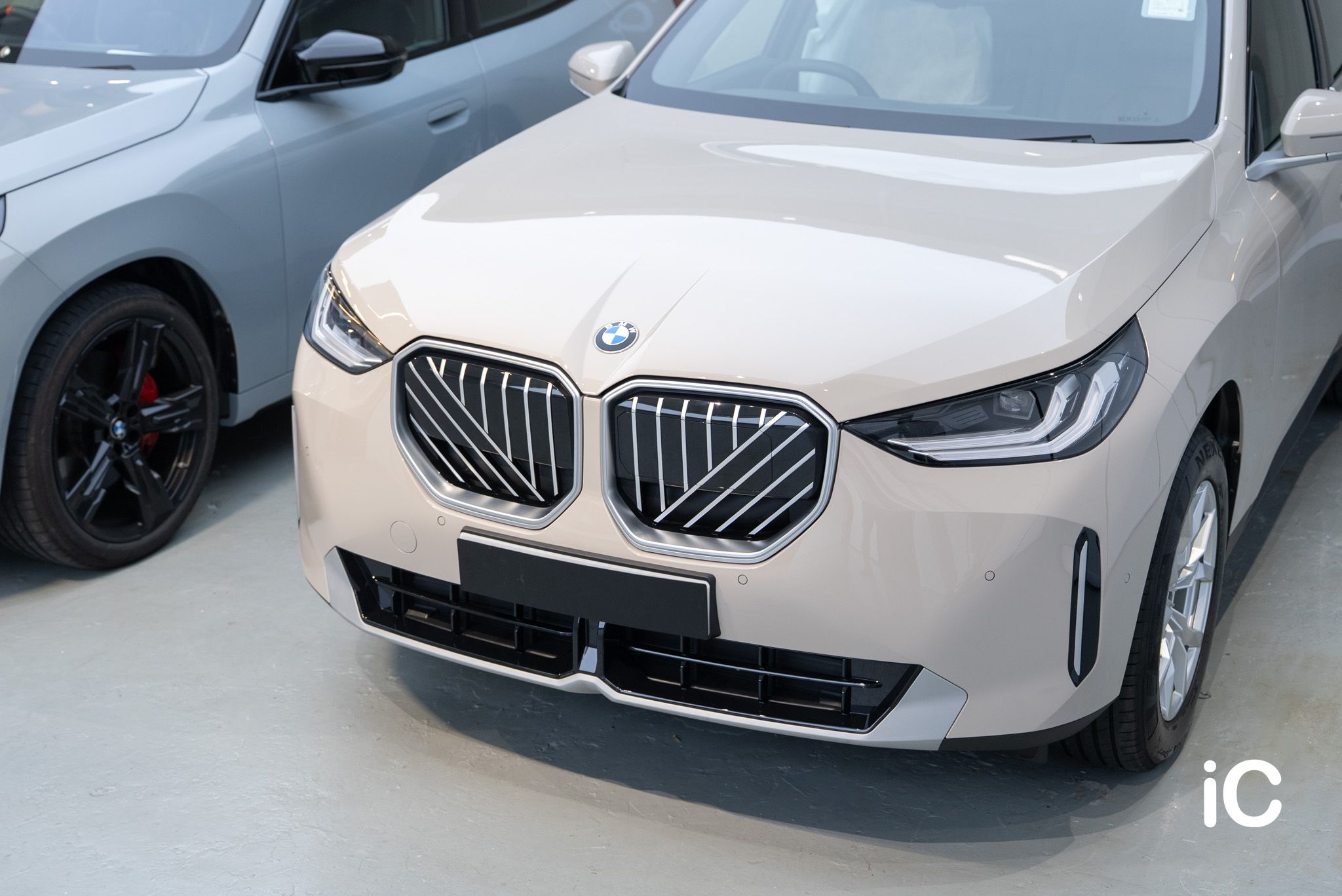 BMW X3 透明 PPF 施工作品
