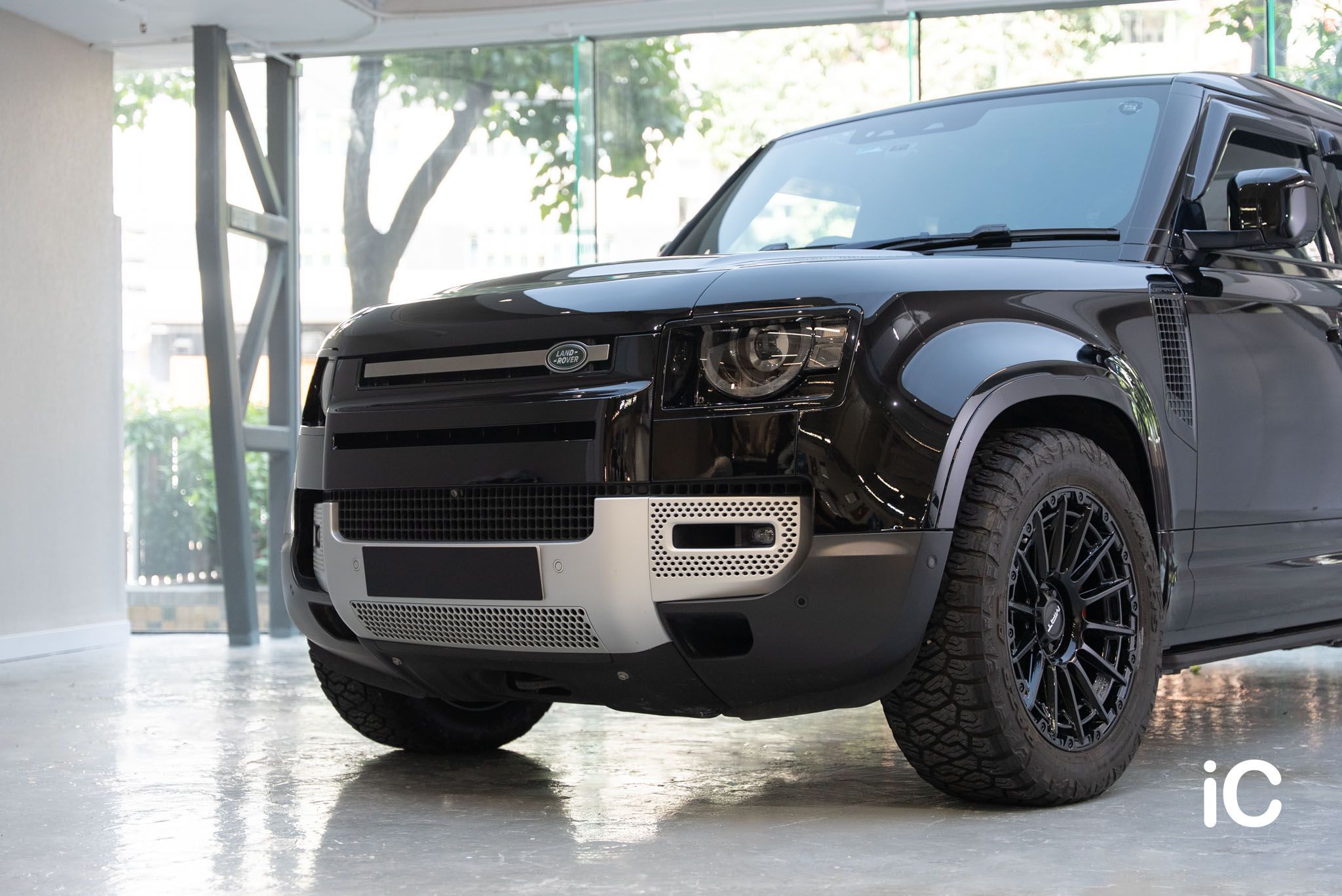 Land Rover Defender 轉色 PPF 施工作品