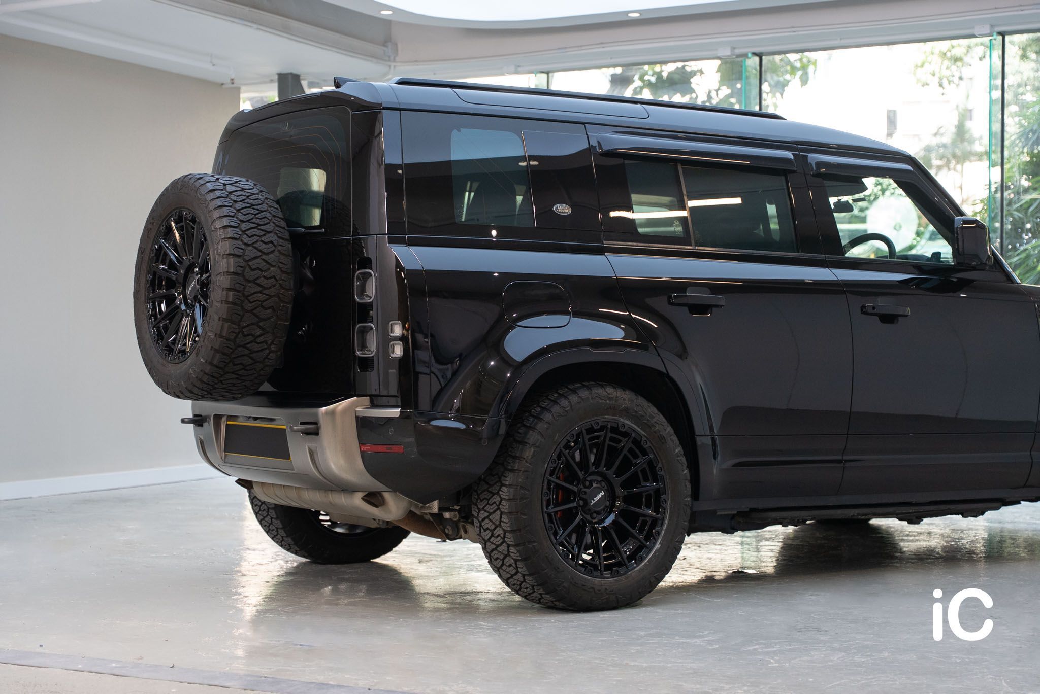 Land Rover Defender 轉色 PPF 施工作品