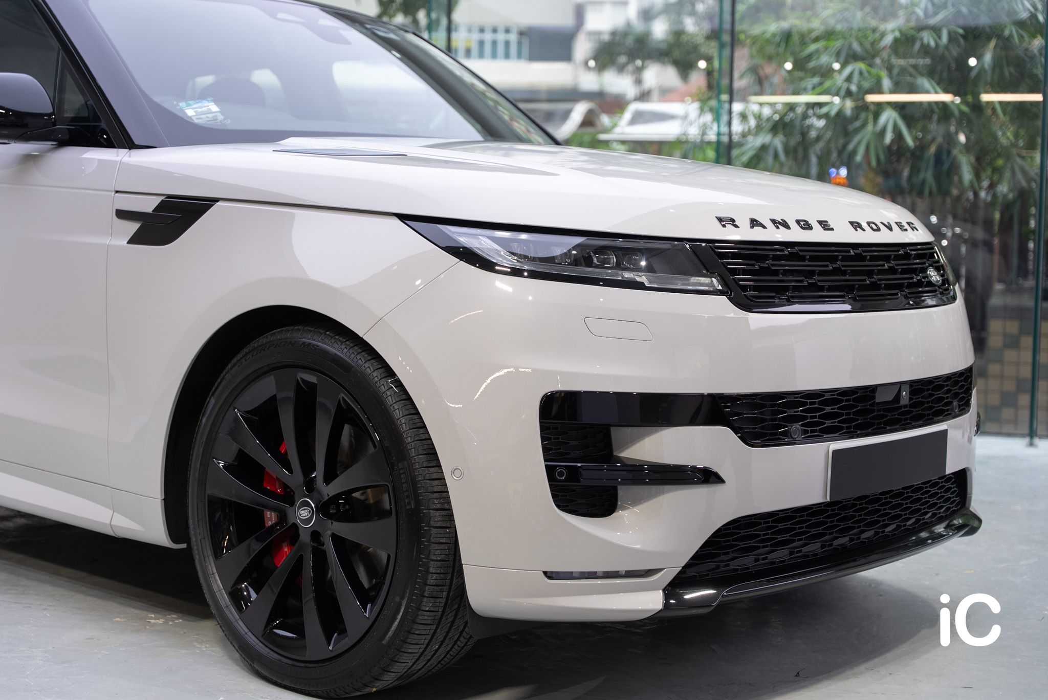 Land Rover Range Rover 鍍膜 施工作品