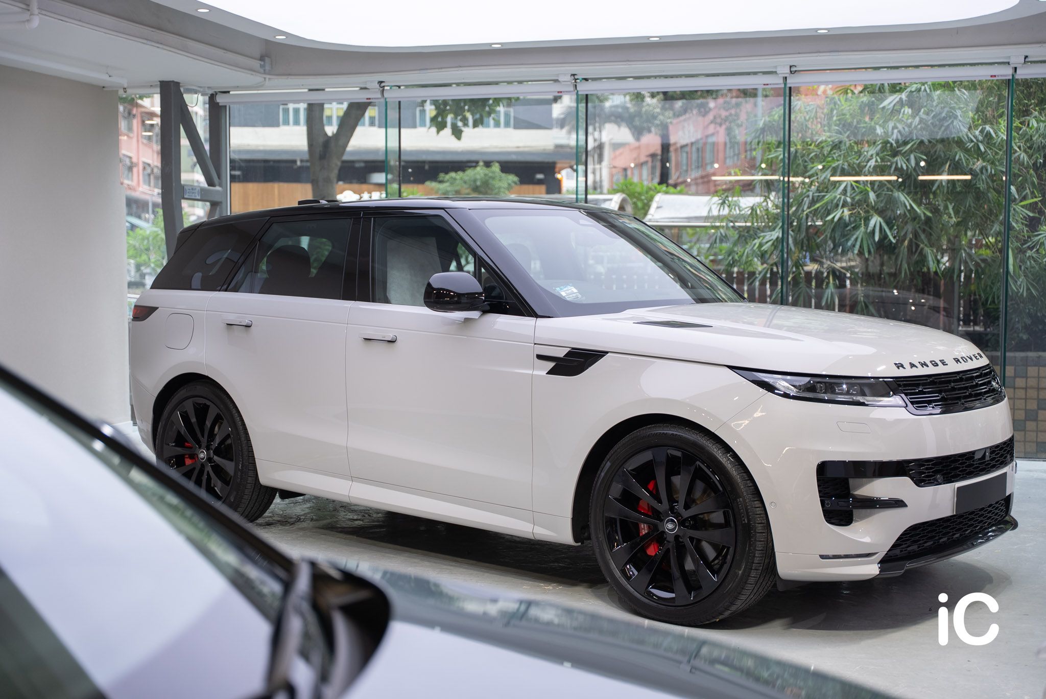 Land Rover Range Rover 鍍膜 施工作品