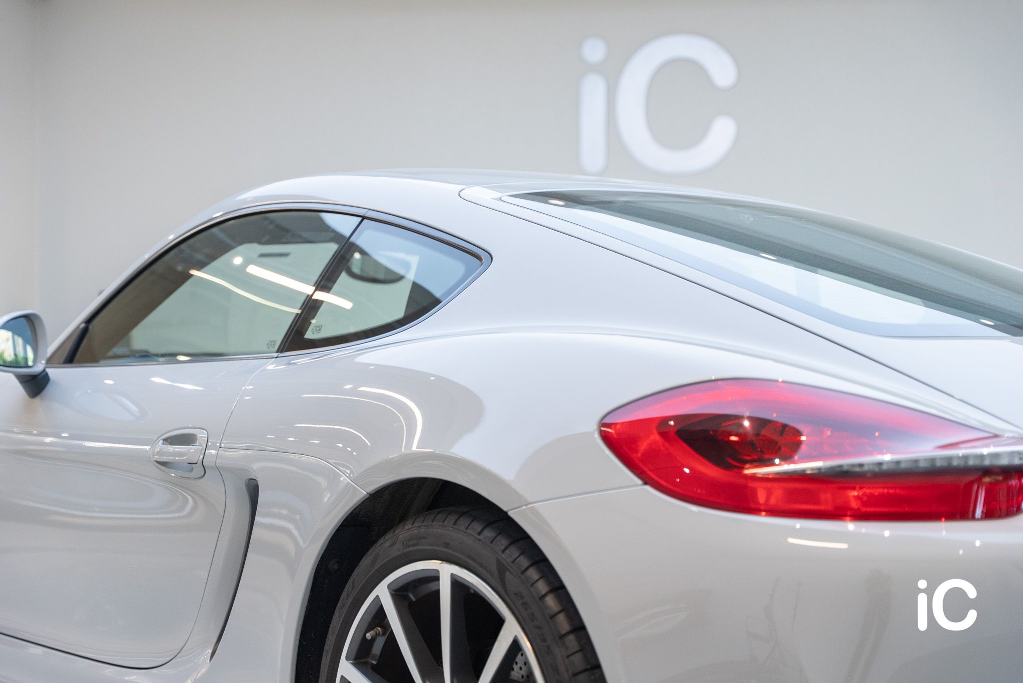 Porsche 718 Cayman 轉色 PPF 施工作品