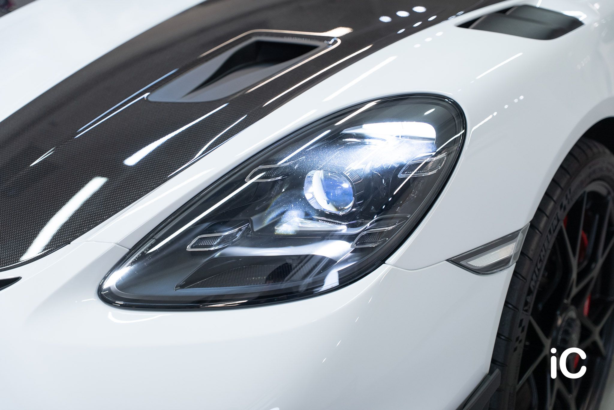 Porsche 718 Spyder RS 透明 PPF 施工作品