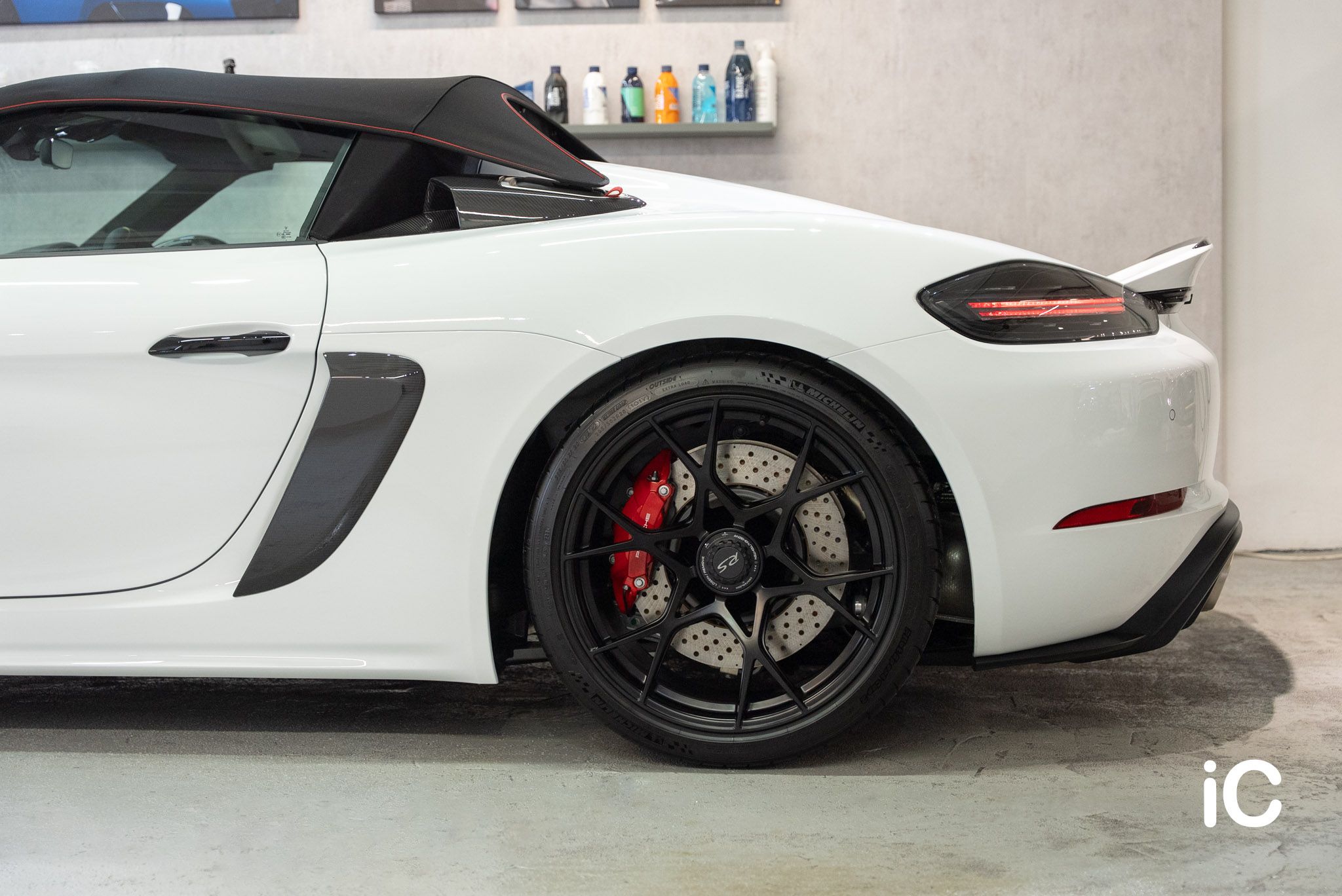 Porsche 718 Spyder RS 透明 PPF 施工作品
