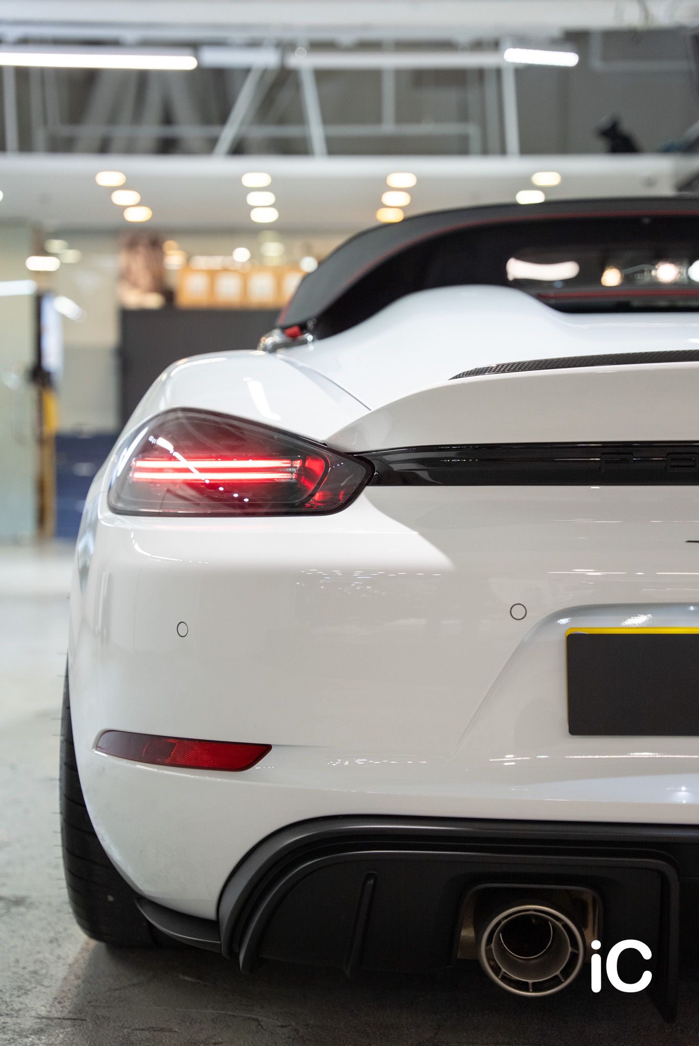 Porsche 718 Spyder RS 透明 PPF 施工作品