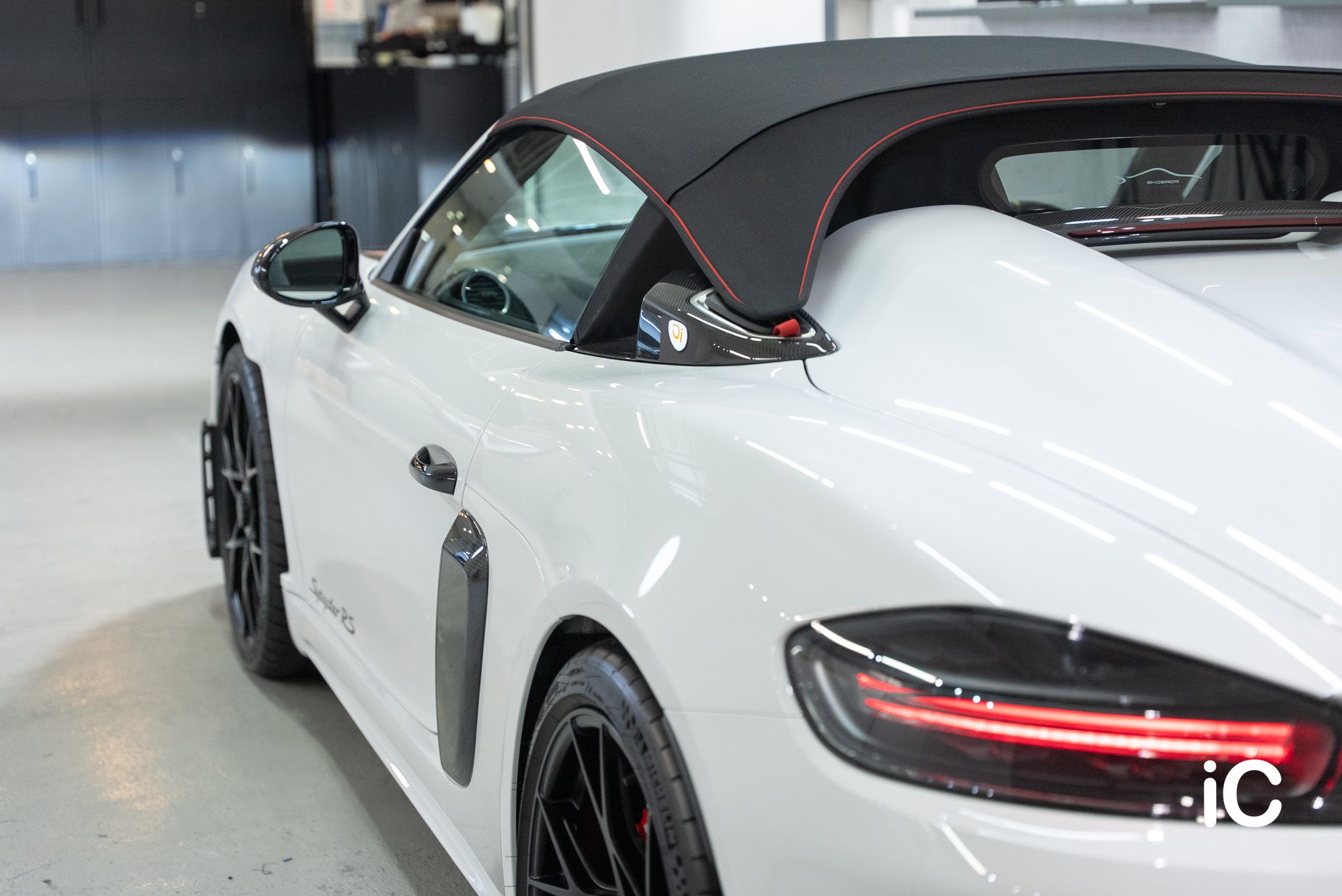 Porsche 718 Spyder RS 透明 PPF 施工作品
