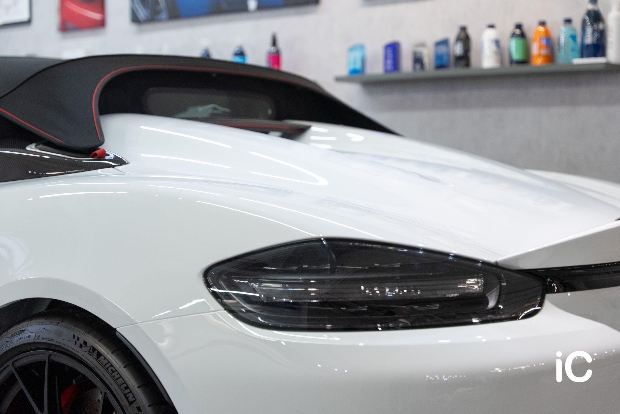Porsche 718 Spyder RS 透明 PPF 施工作品