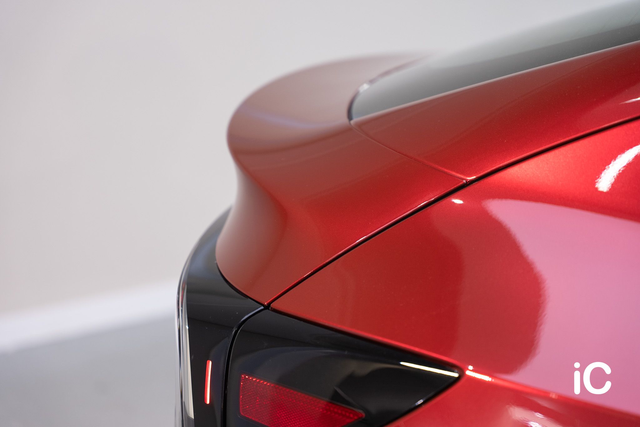 Tesla Model Y 轉色 PPF 施工作品