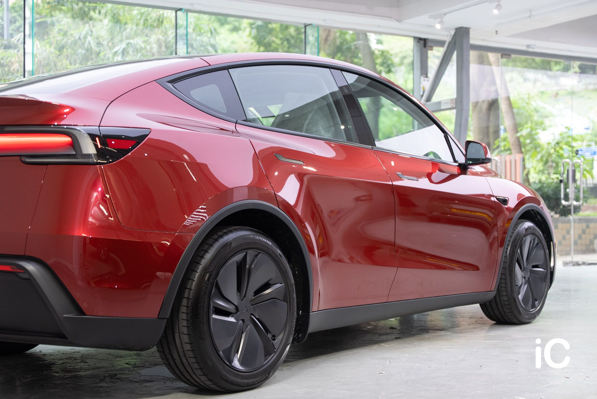 Tesla Model Y 轉色 PPF 施工作品
