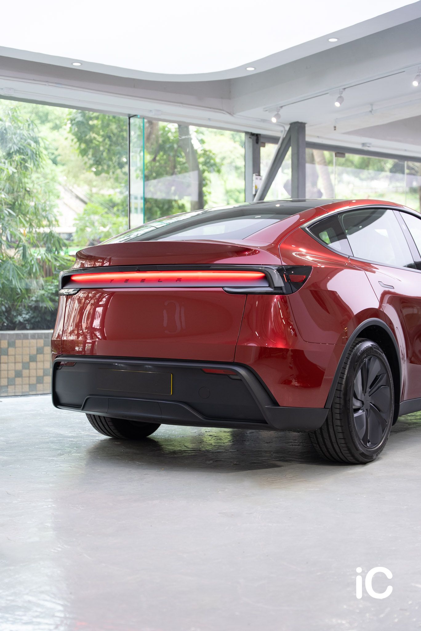 Tesla Model Y 轉色 PPF 施工作品
