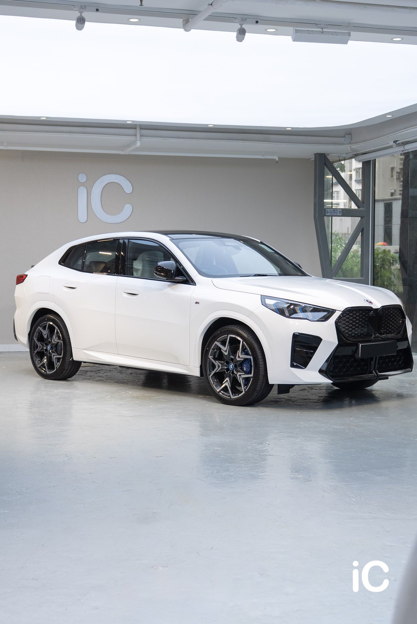 BMW iX2 (M Sport Edition) 轉色 PPF 施工作品