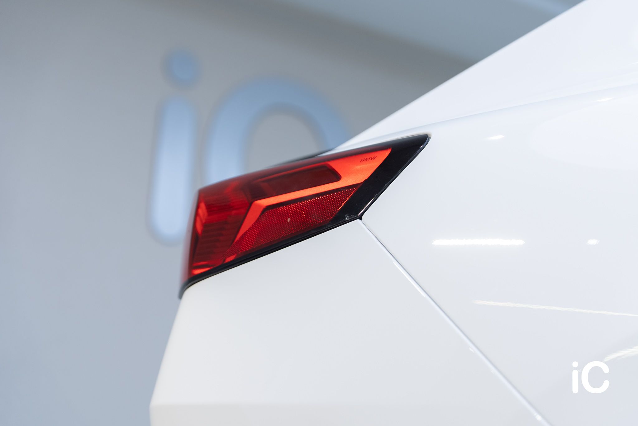 BMW iX2 (M Sport Edition) 轉色 PPF 施工作品