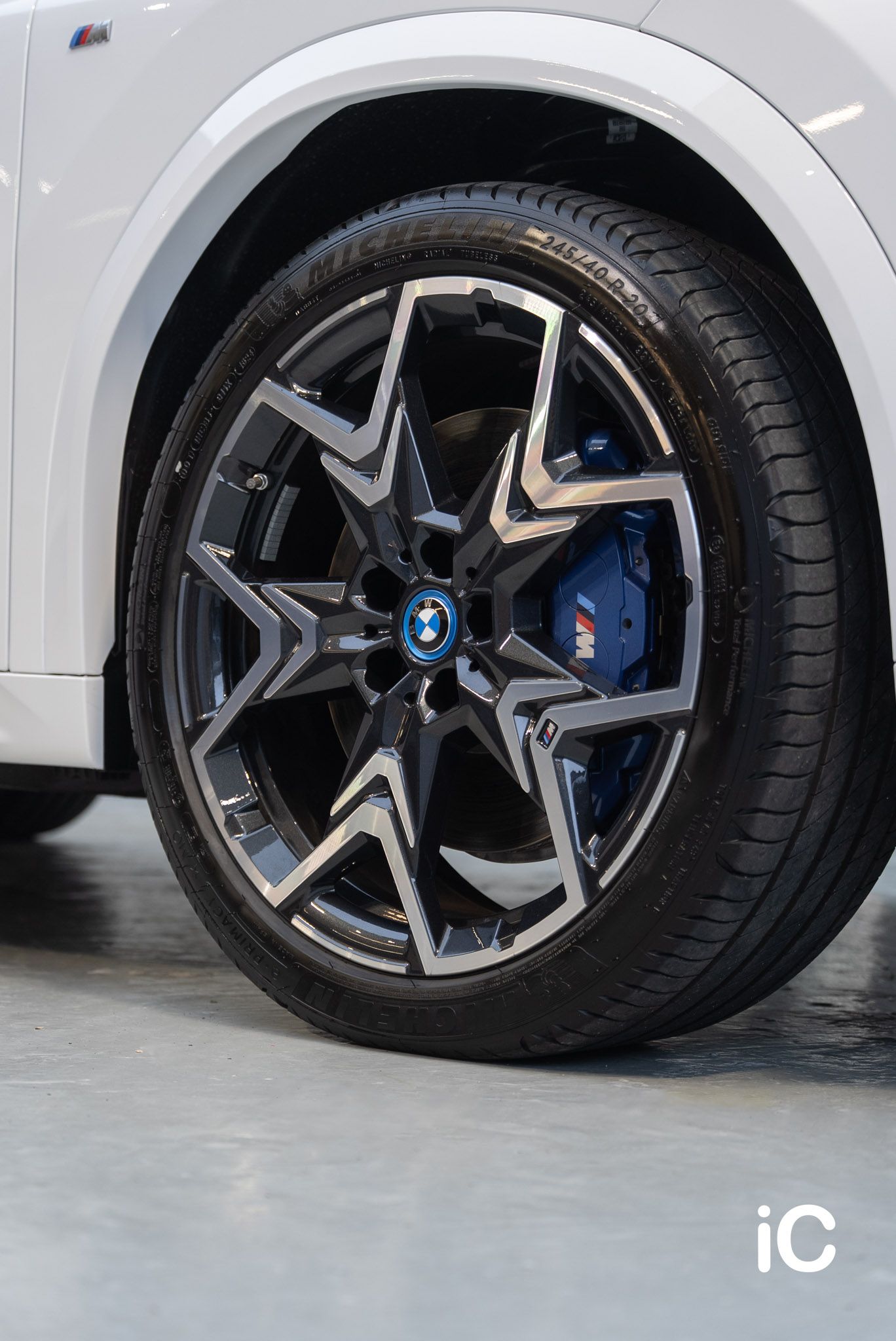 BMW iX2 (M Sport Edition) 轉色 PPF 施工作品