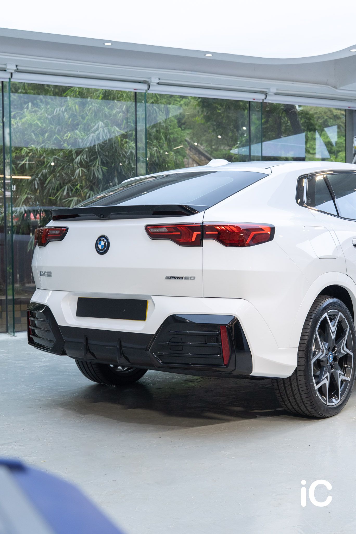 BMW iX2 (M Sport Edition) 轉色 PPF 施工作品