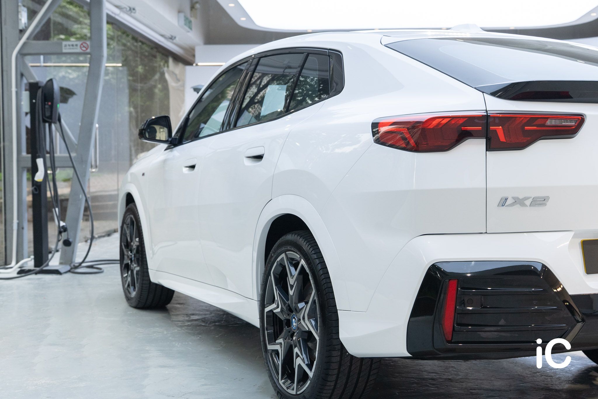 BMW iX2 (M Sport Edition) 轉色 PPF 施工作品