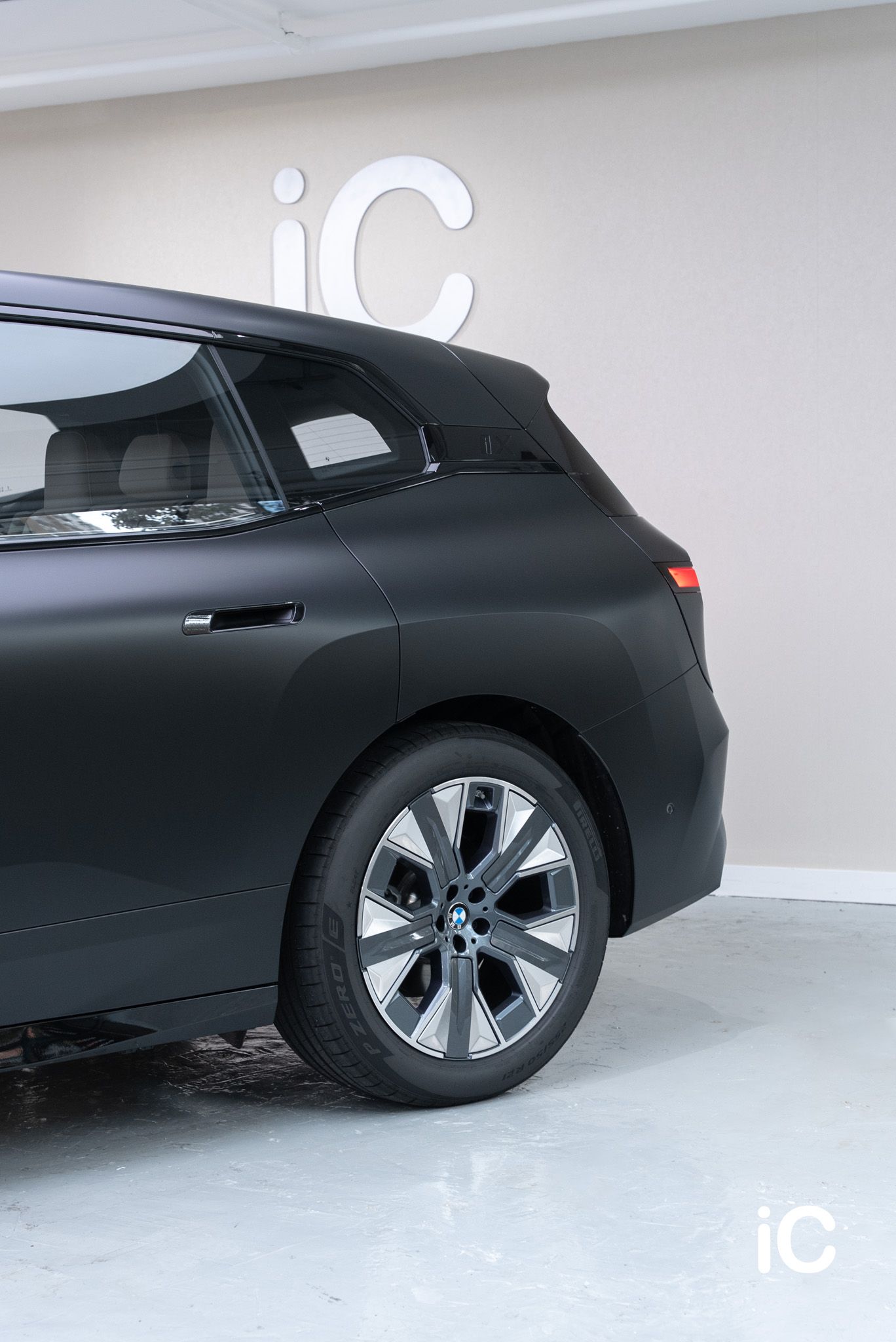 BMW iX 透明 PPF 施工作品