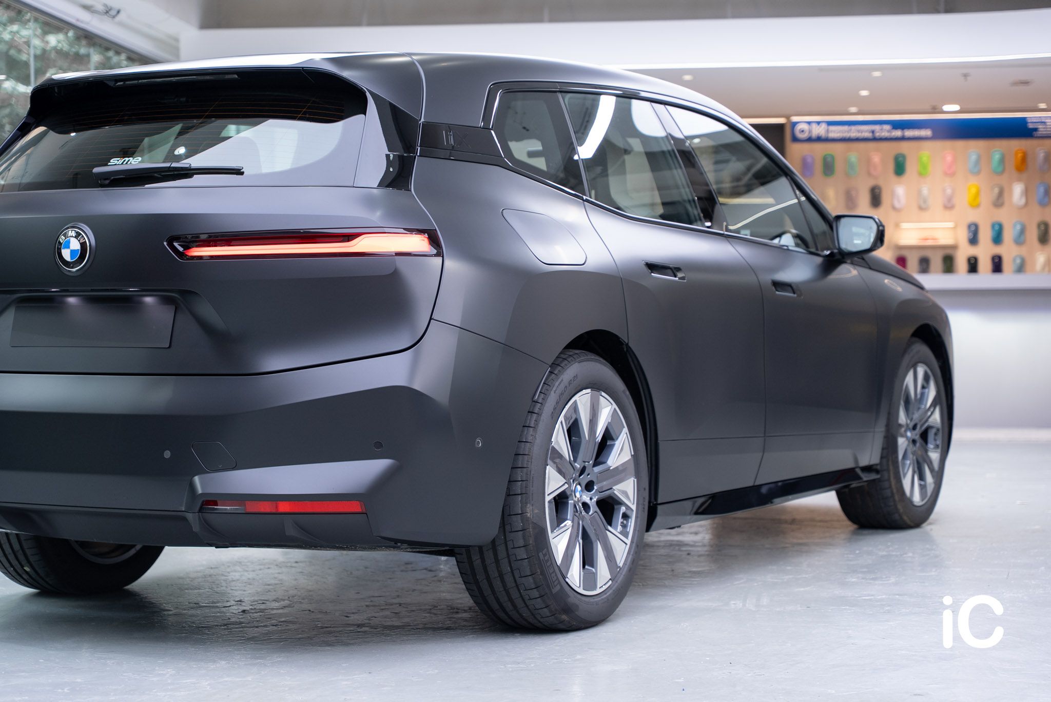 BMW iX 透明 PPF 施工作品