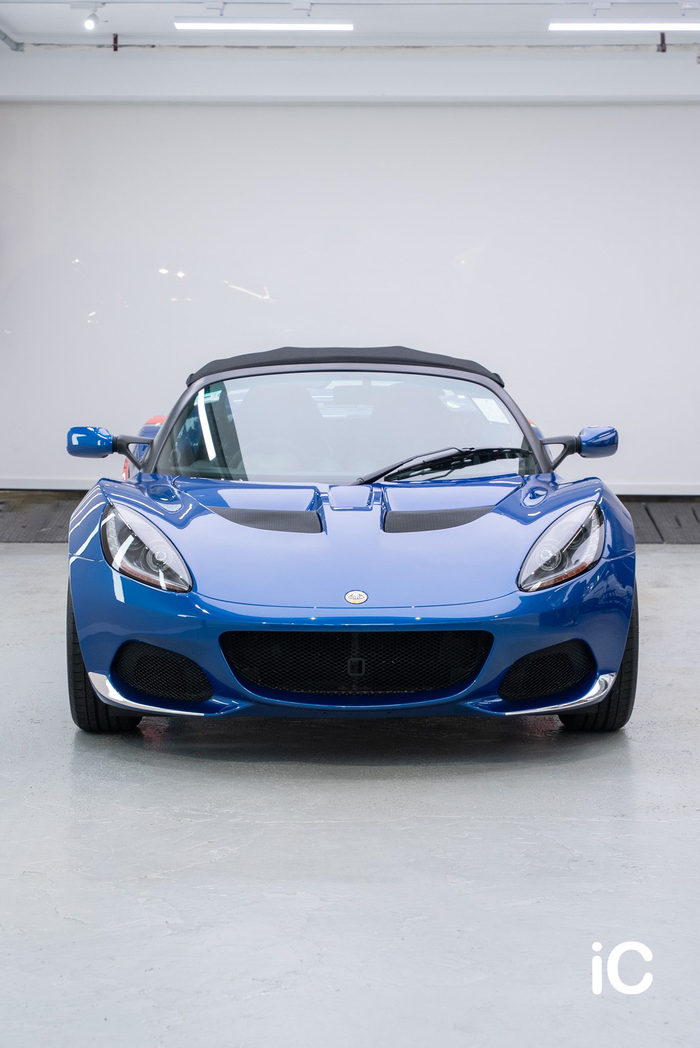 Lotus Elise Classic Heritage Edition 鍍膜 施工作品