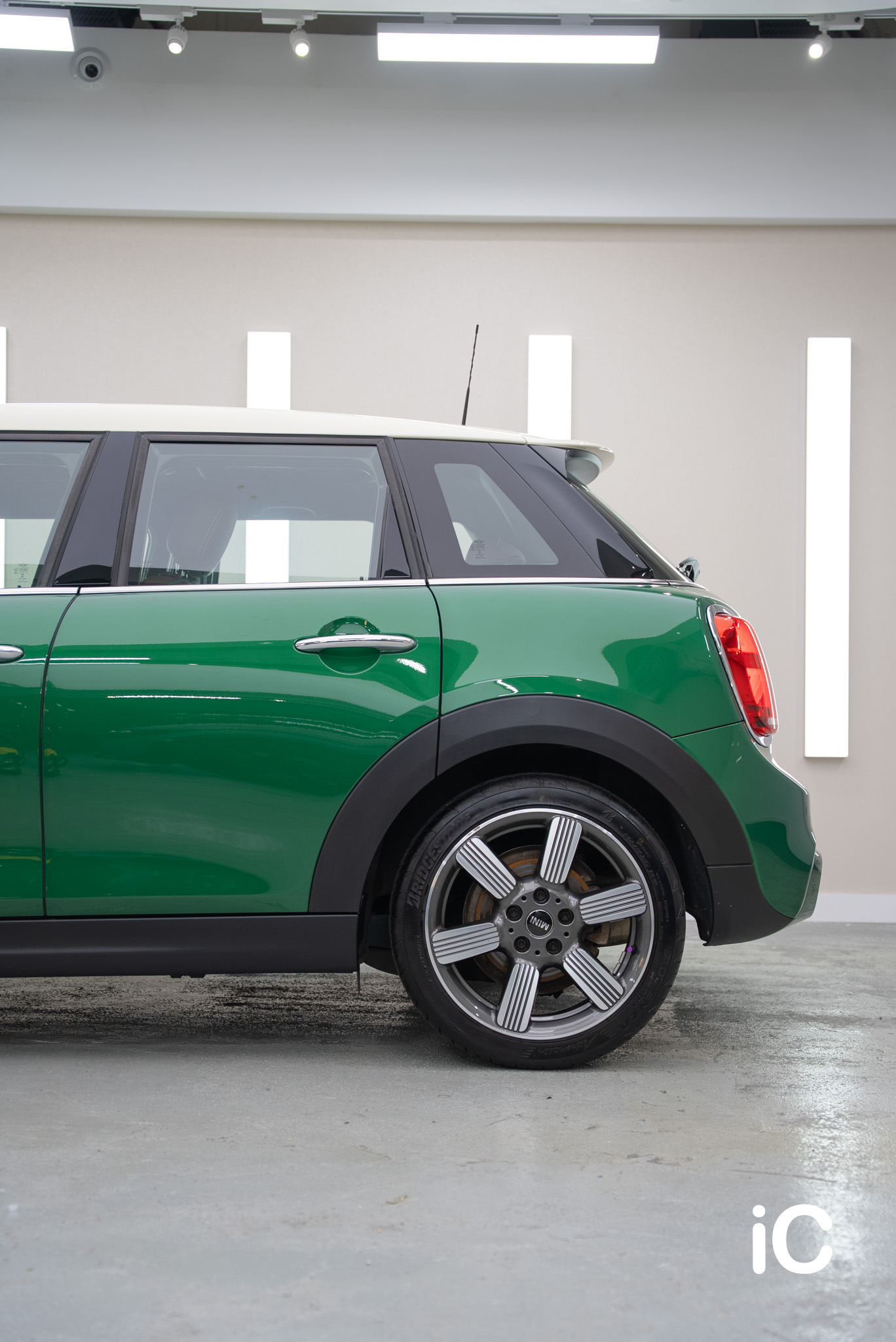 MINI Cooper 鍍膜 施工作品
