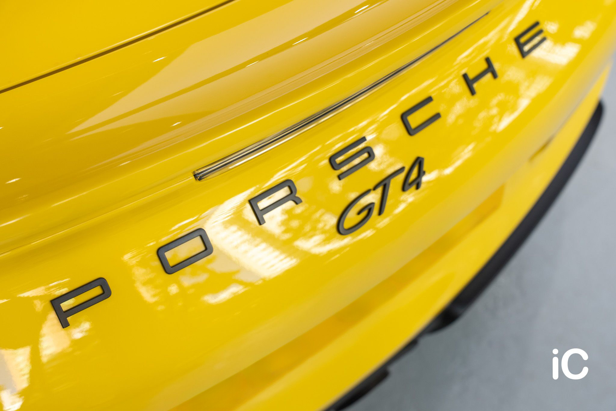 Porsche 981 Cayman GT4 透明 PPF 施工作品