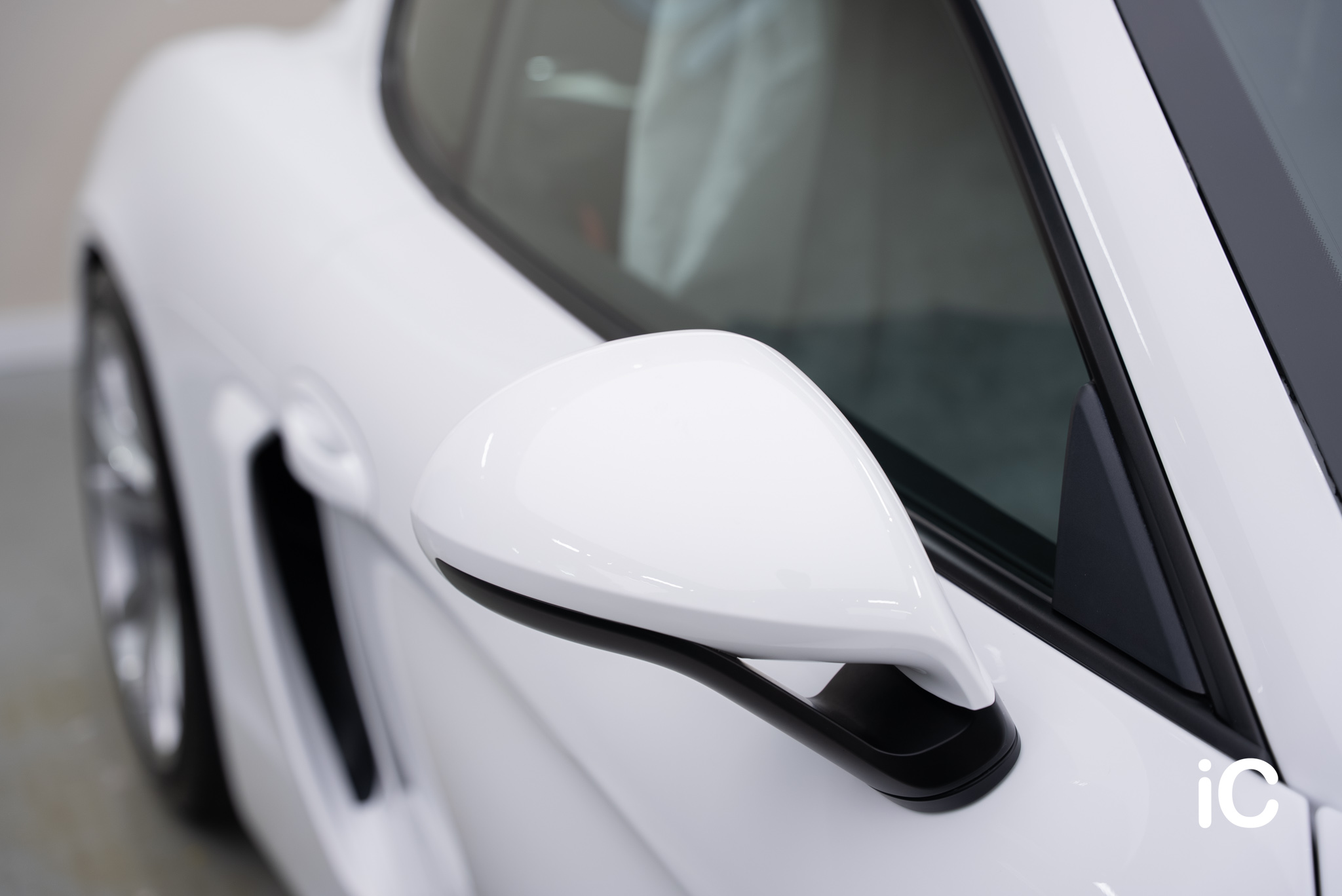 Porsche 981 Cayman GT4 轉色 PPF 施工作品