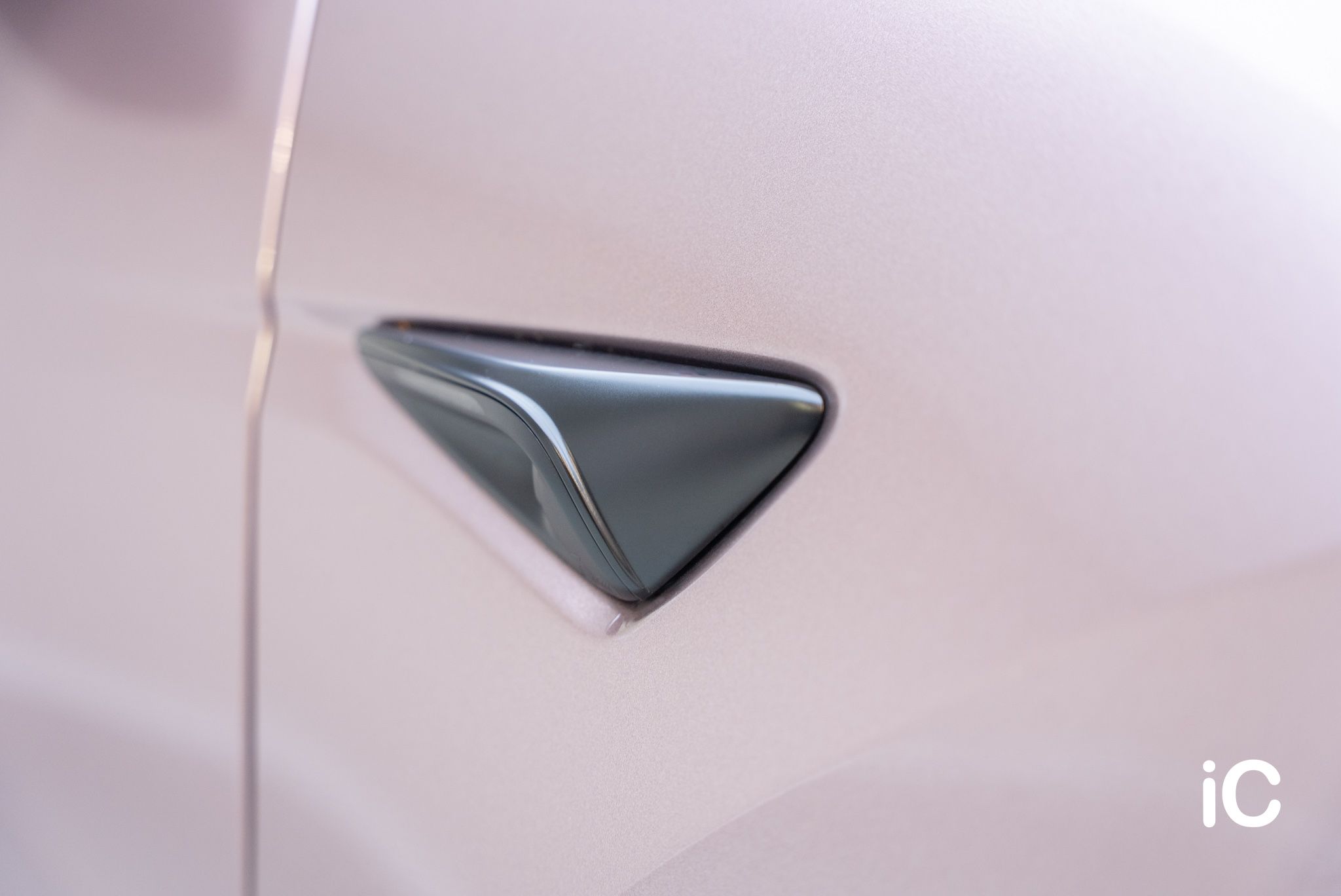Tesla Model Y 轉色 PPF 施工作品