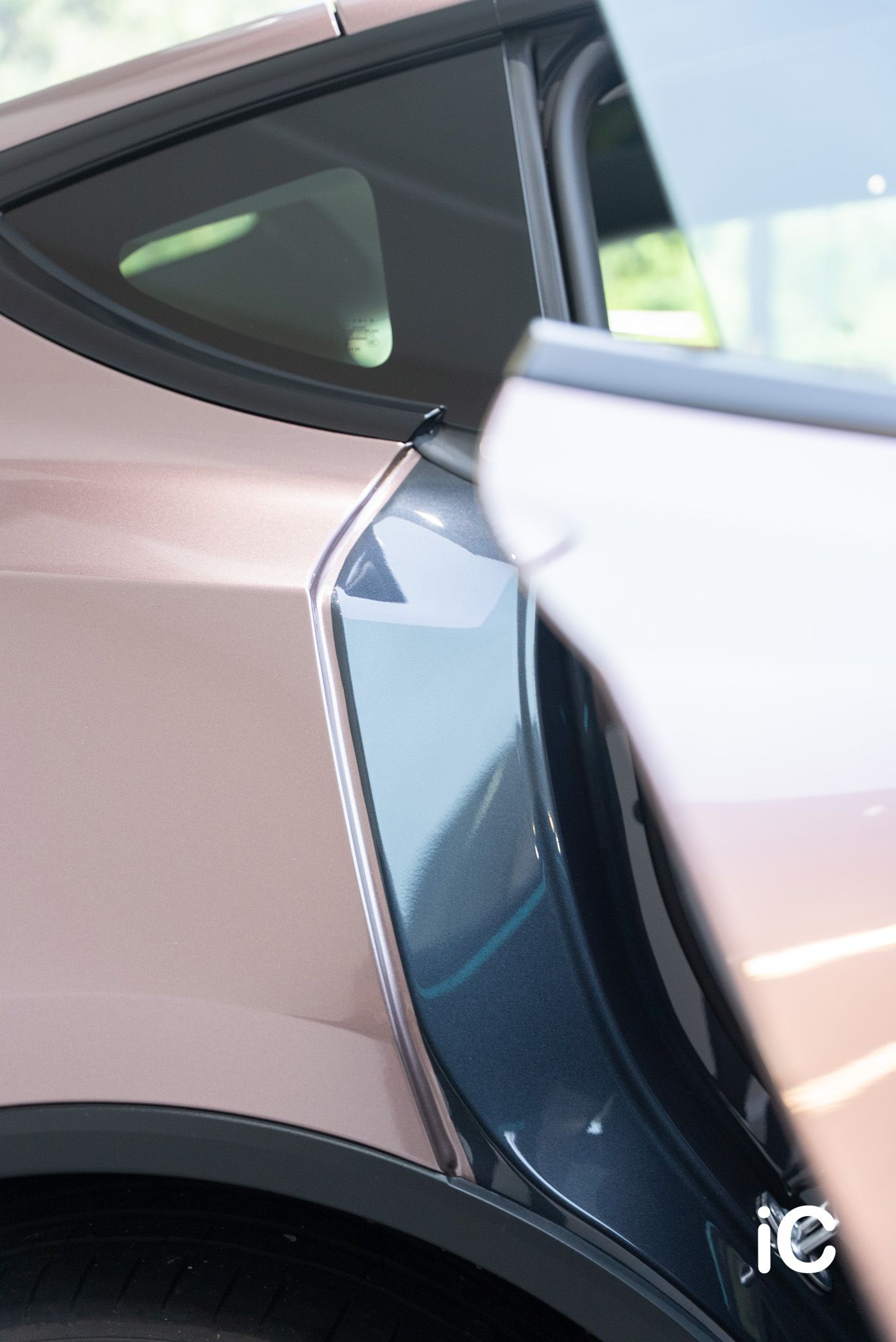 Tesla Model Y 轉色 PPF 施工作品
