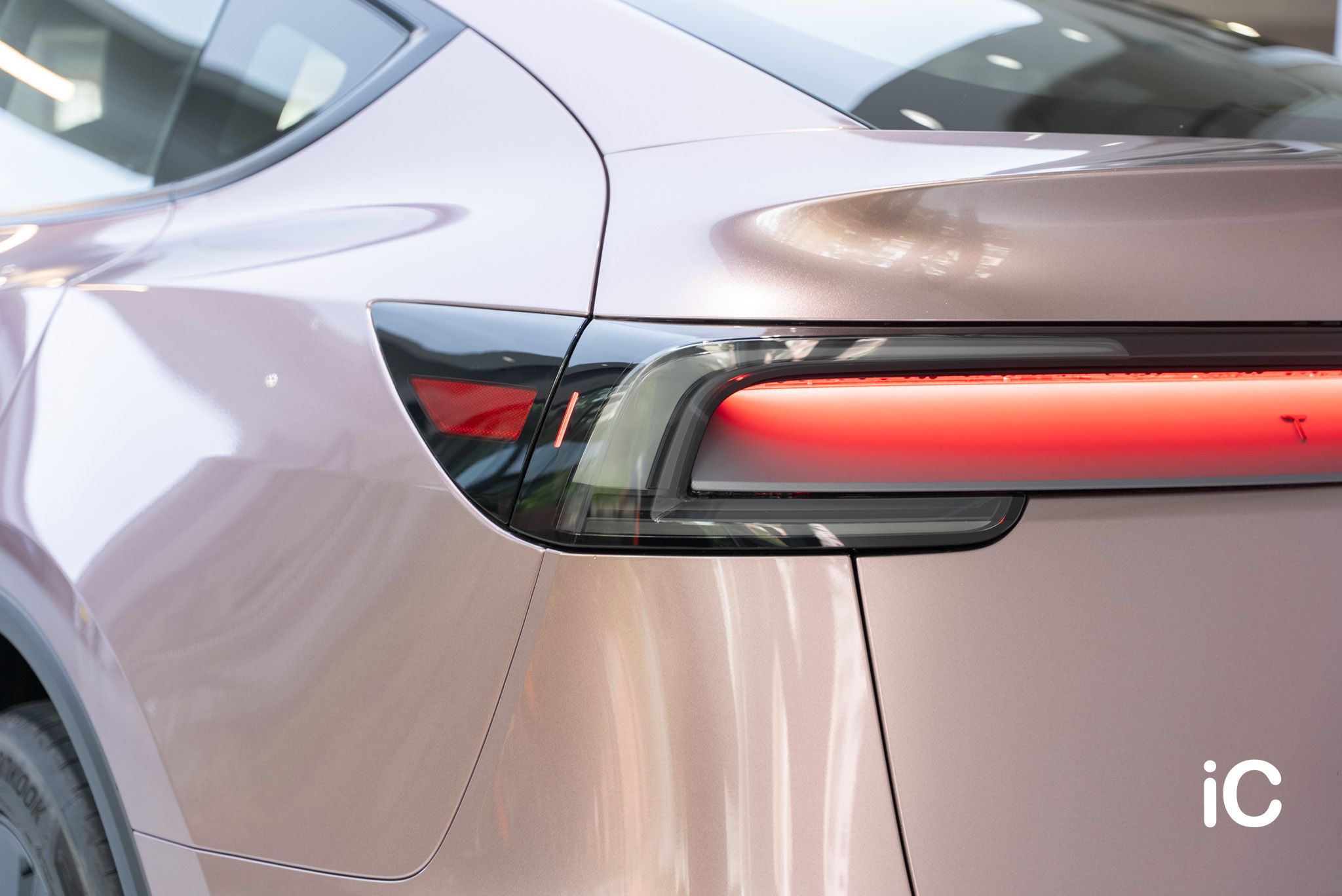 Tesla Model Y 轉色 PPF 施工作品