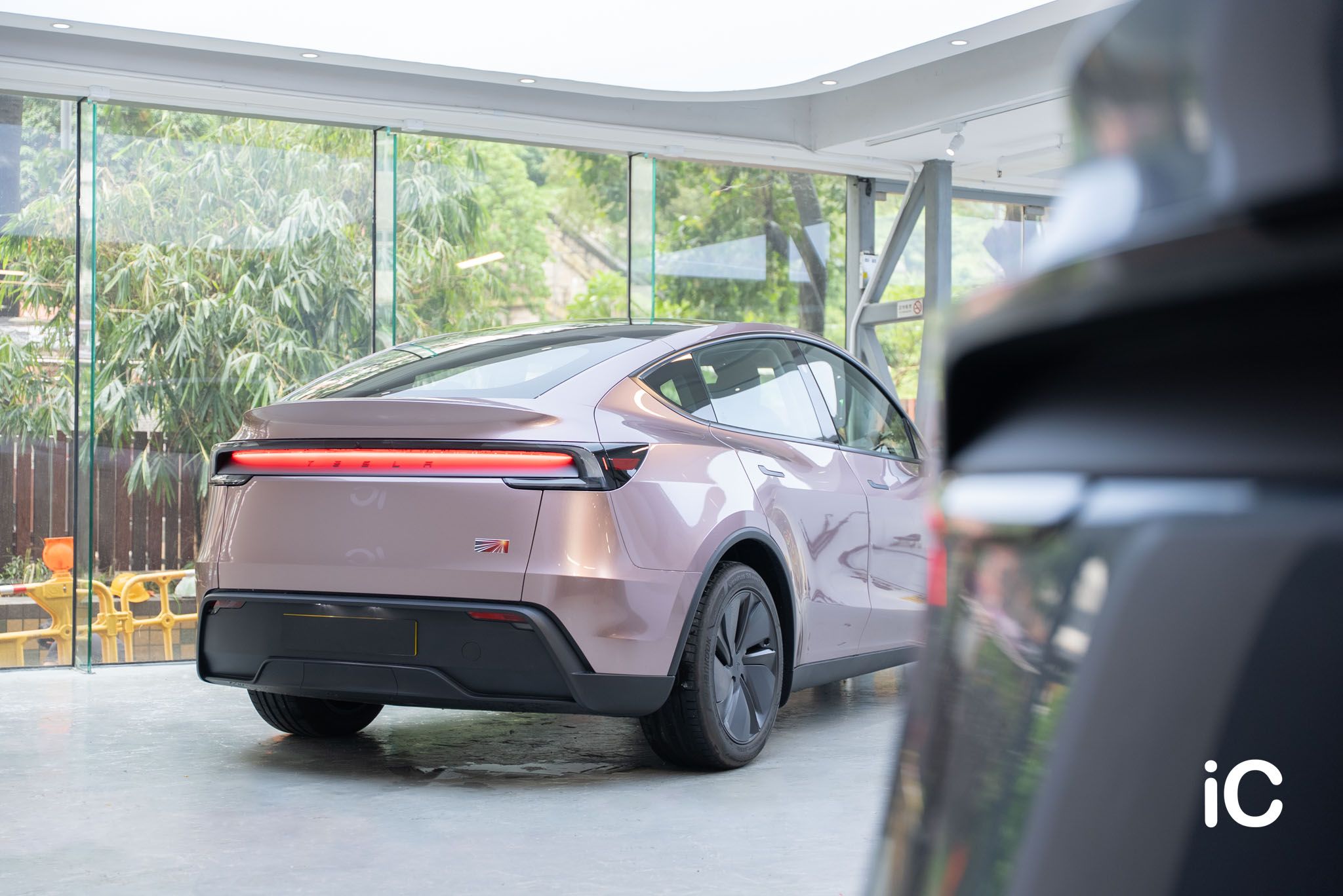 Tesla Model Y 轉色 PPF 施工作品