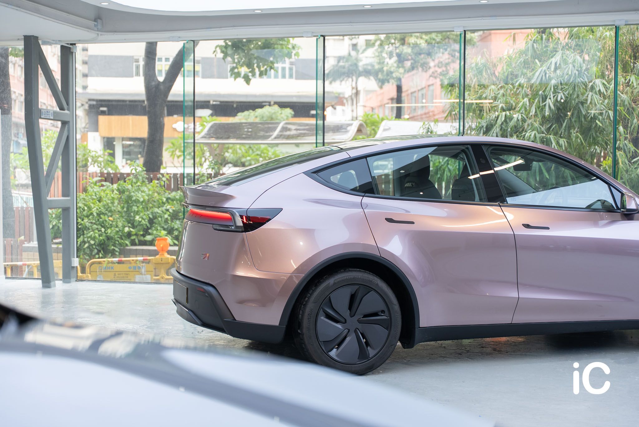 Tesla Model Y 轉色 PPF 施工作品