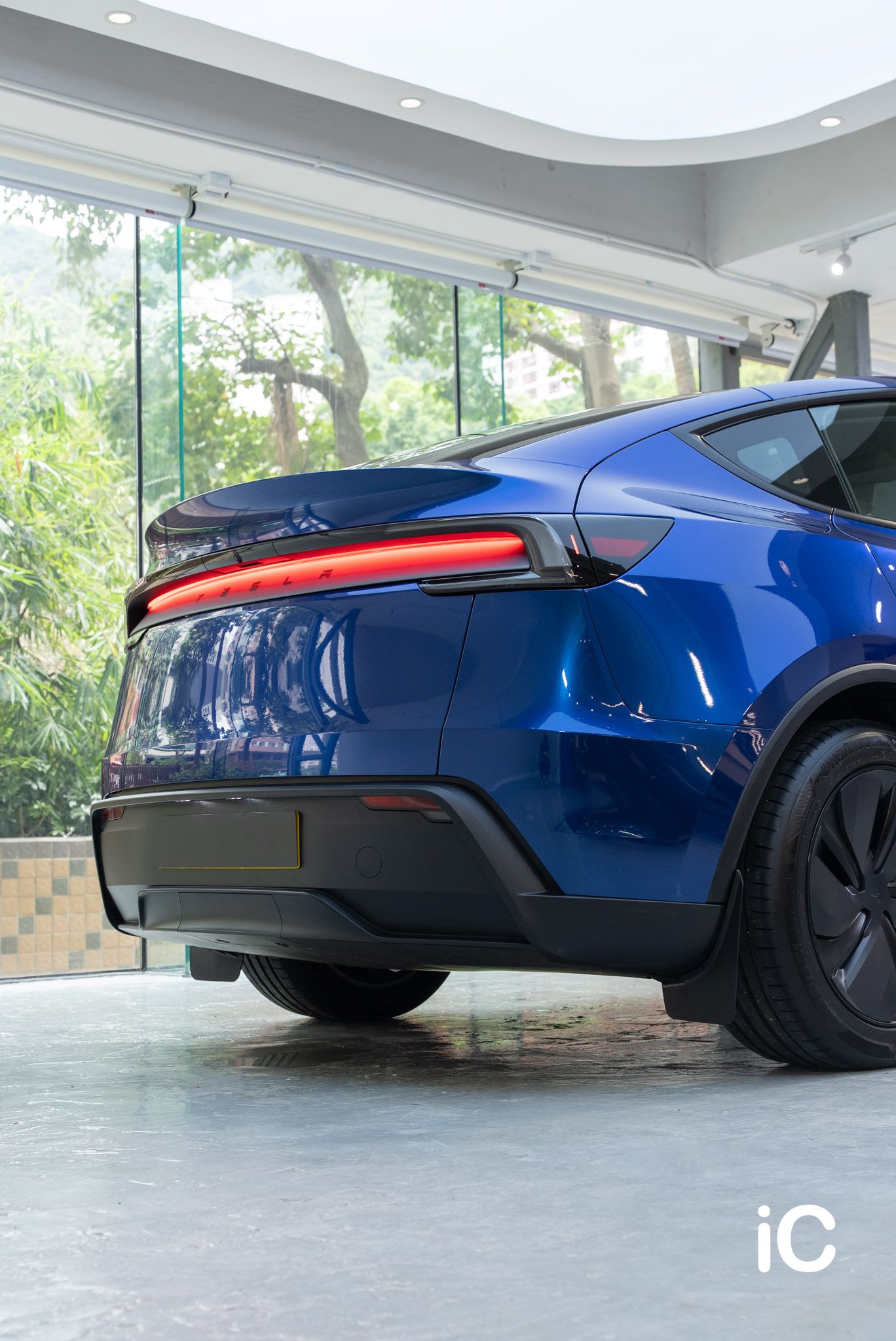 Tesla Model Y 轉色 PPF 施工作品