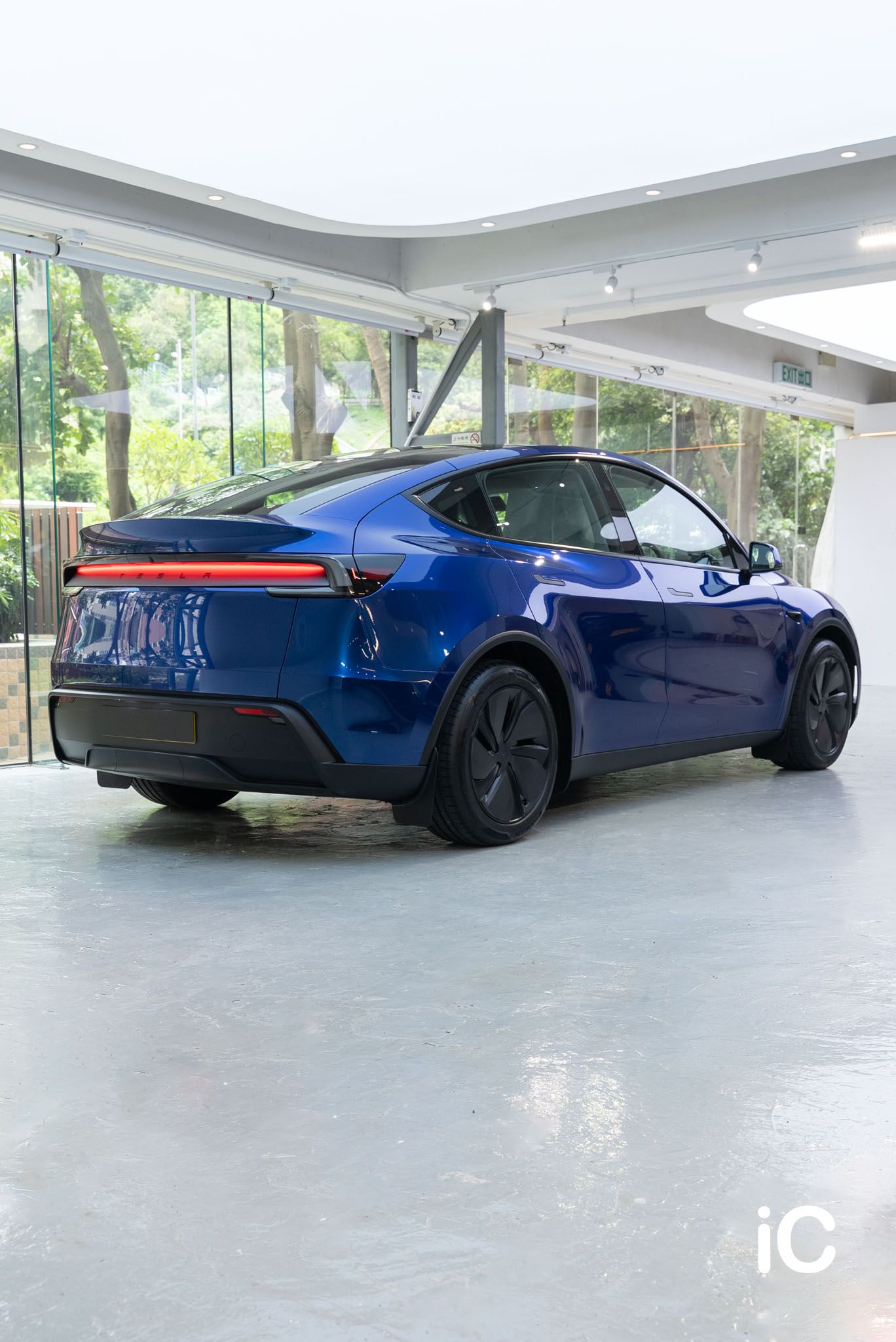 Tesla Model Y 轉色 PPF 施工作品