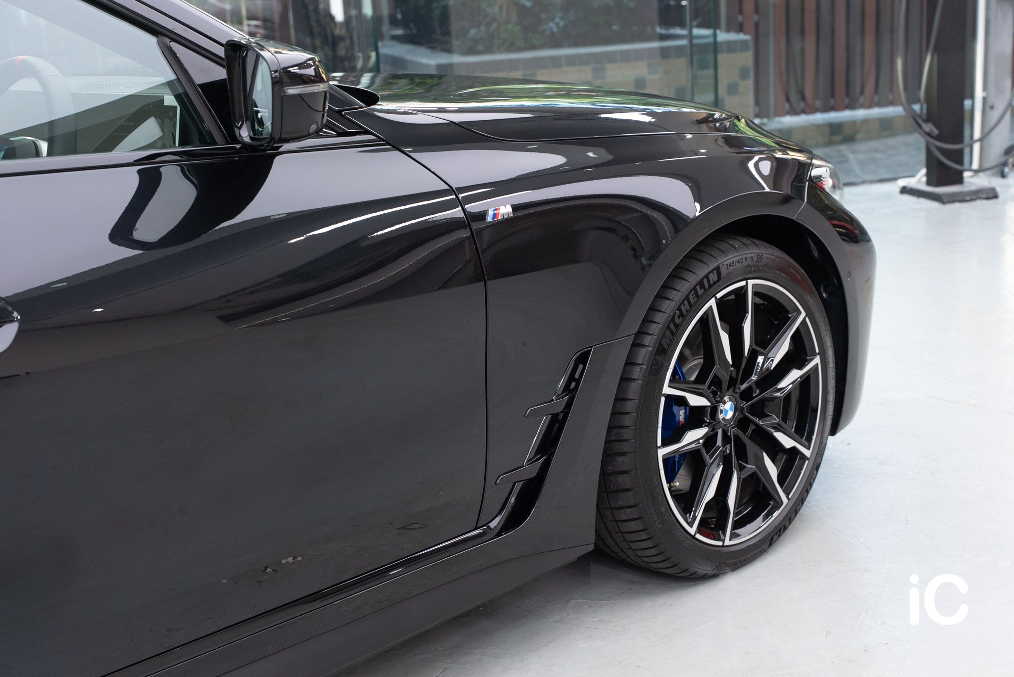 BMW i4 (M50) 透明 PPF 施工作品