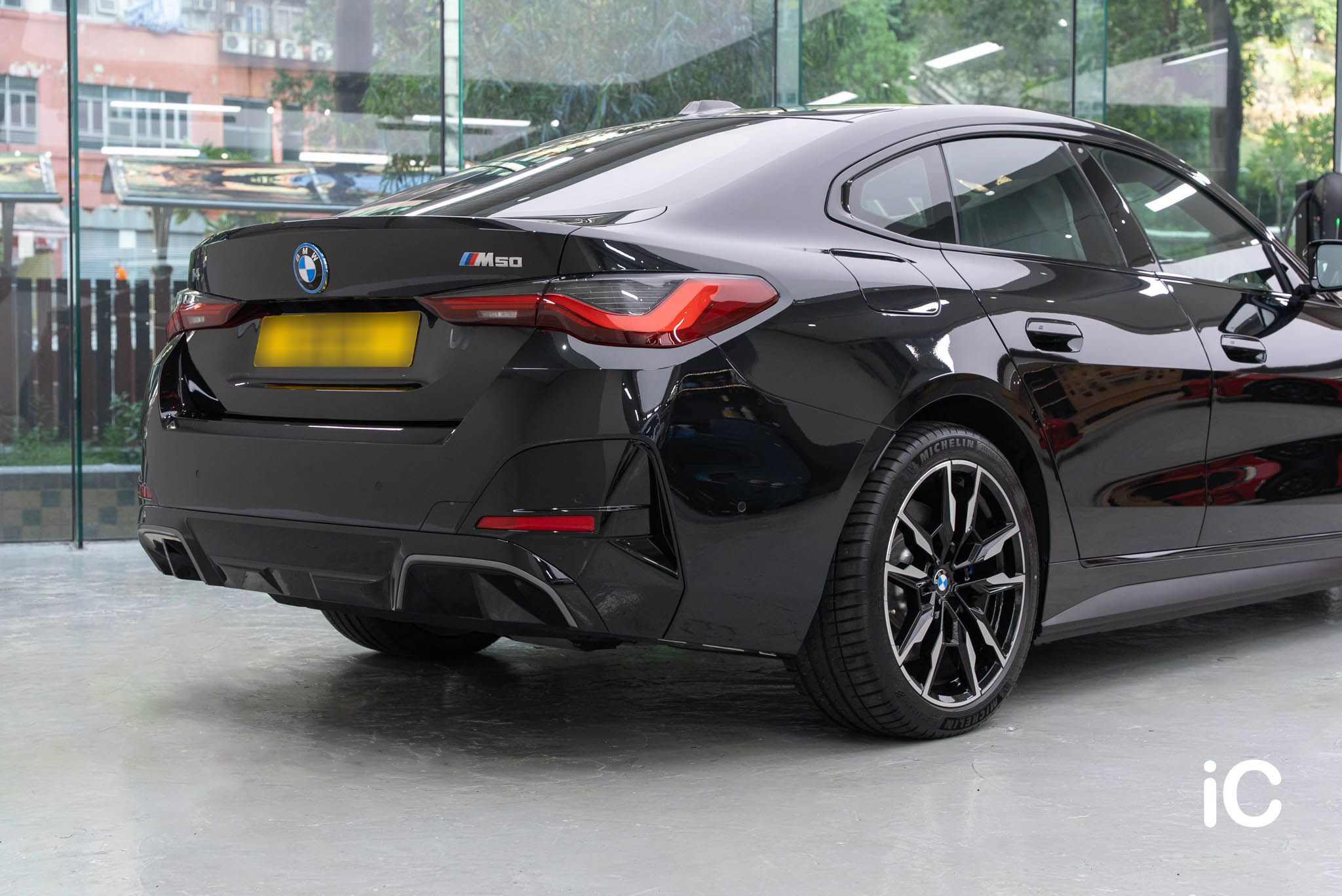 BMW i4 (M50) 透明 PPF 施工作品
