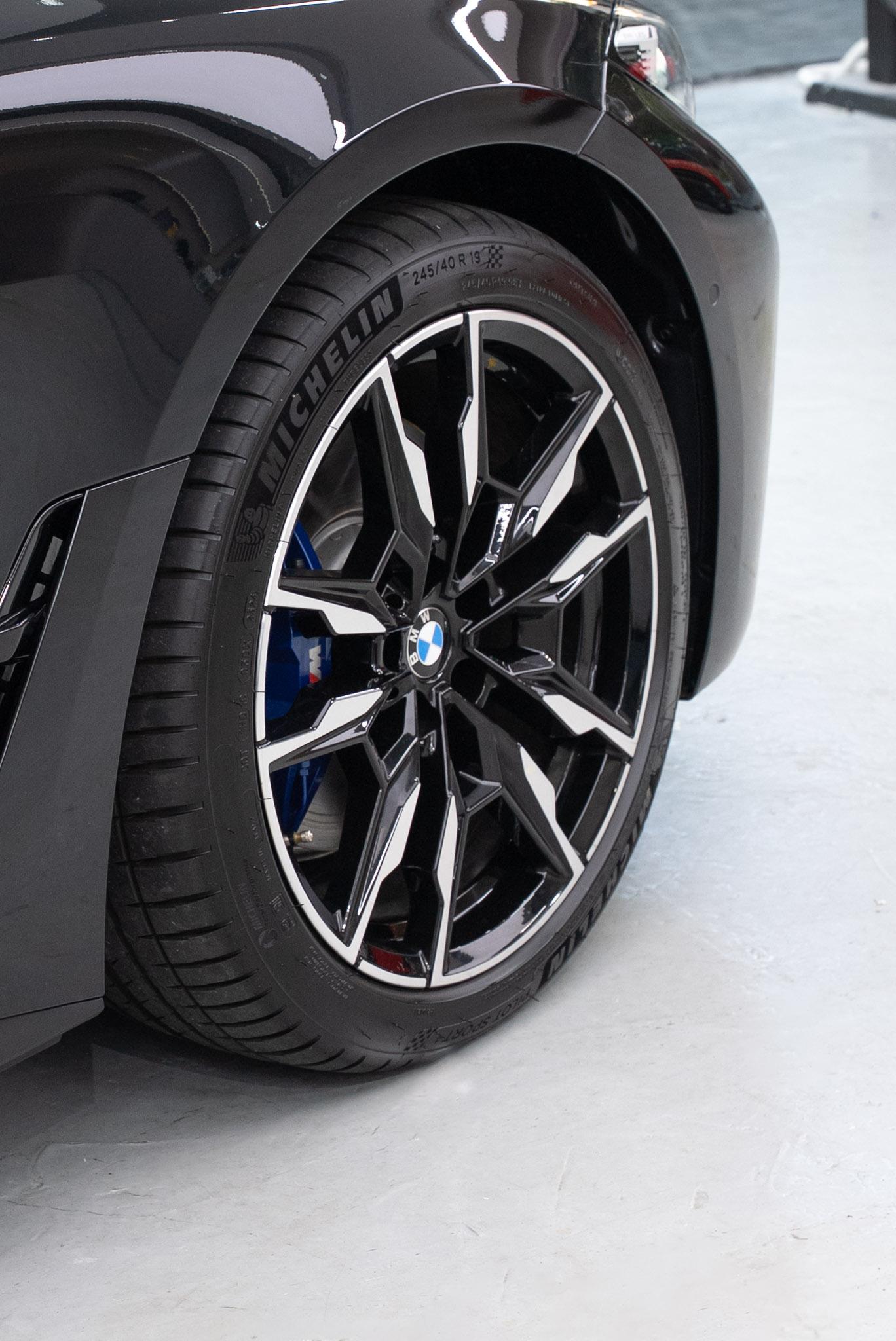 BMW i4 (M50) 透明 PPF 施工作品