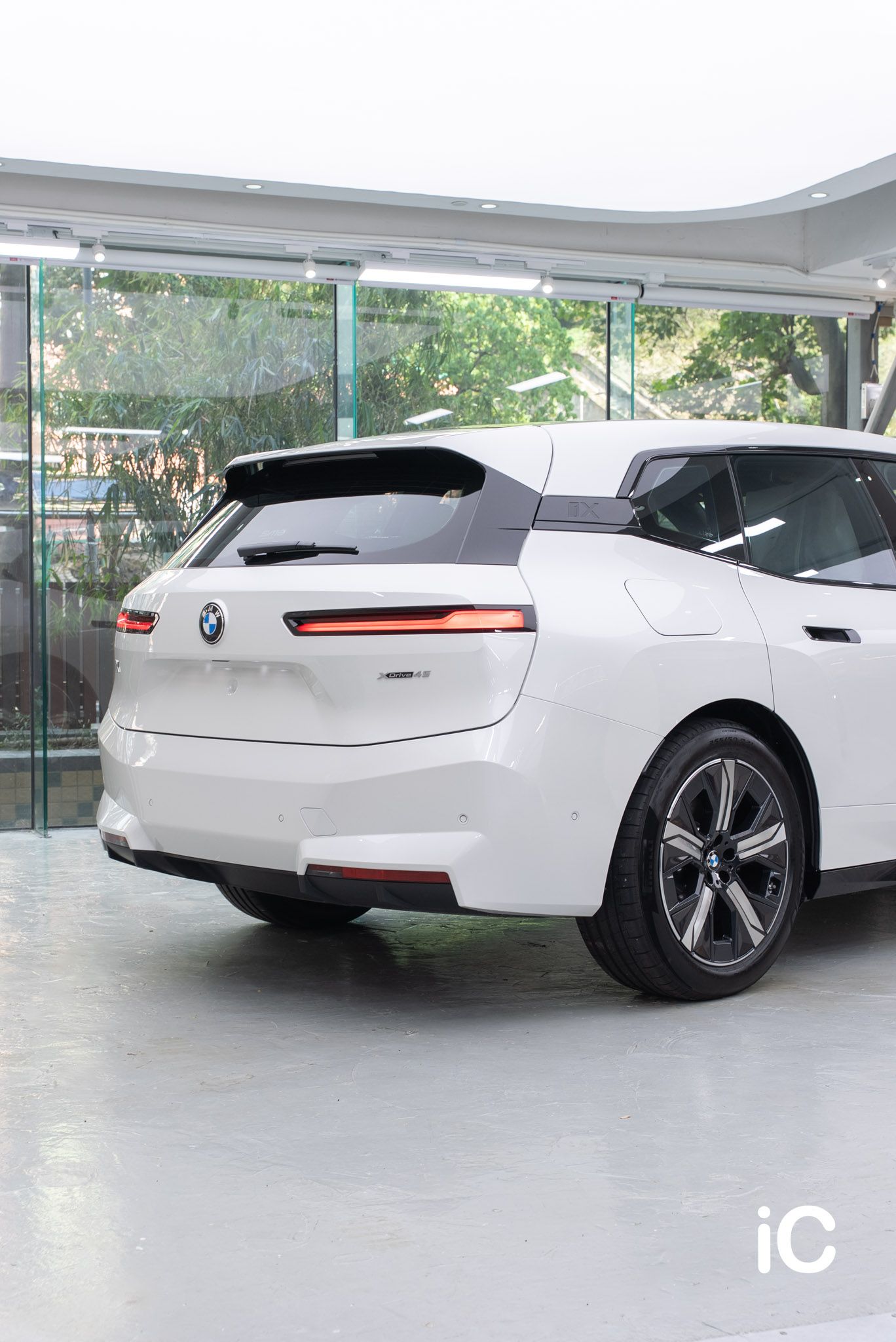 BMW iX 透明 PPF 施工作品