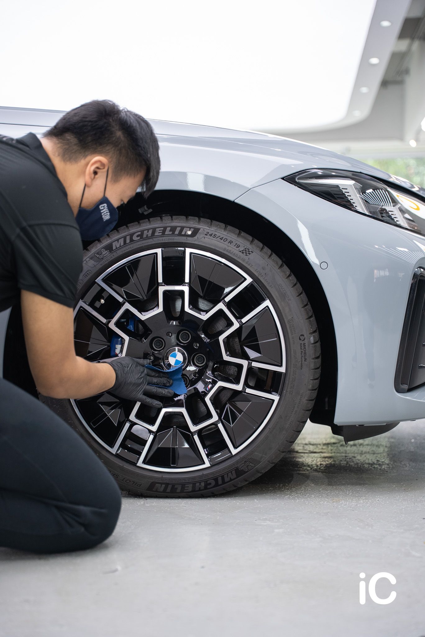 BMW i4 鍍膜 施工作品