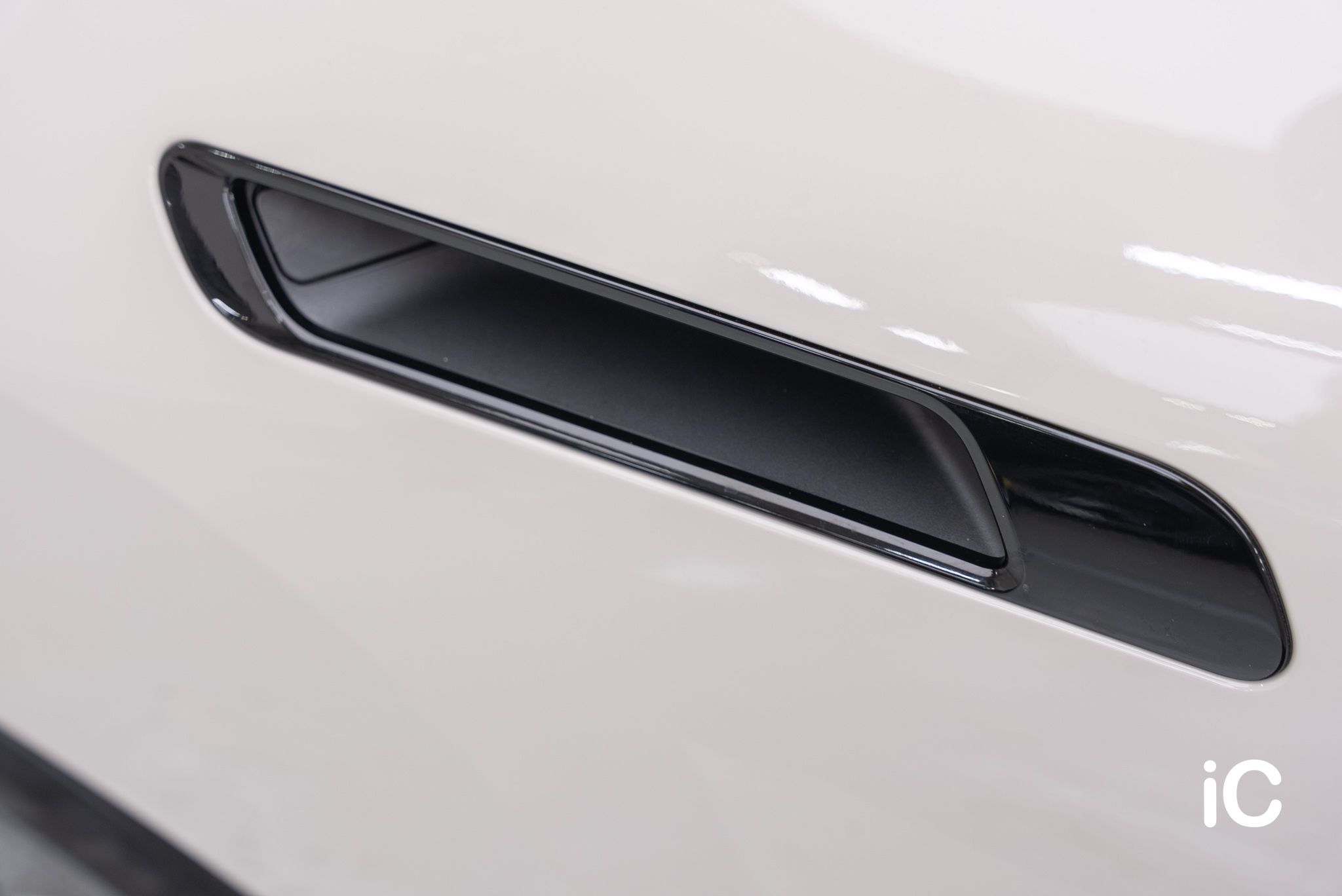 BMW iX 透明 PPF 施工作品