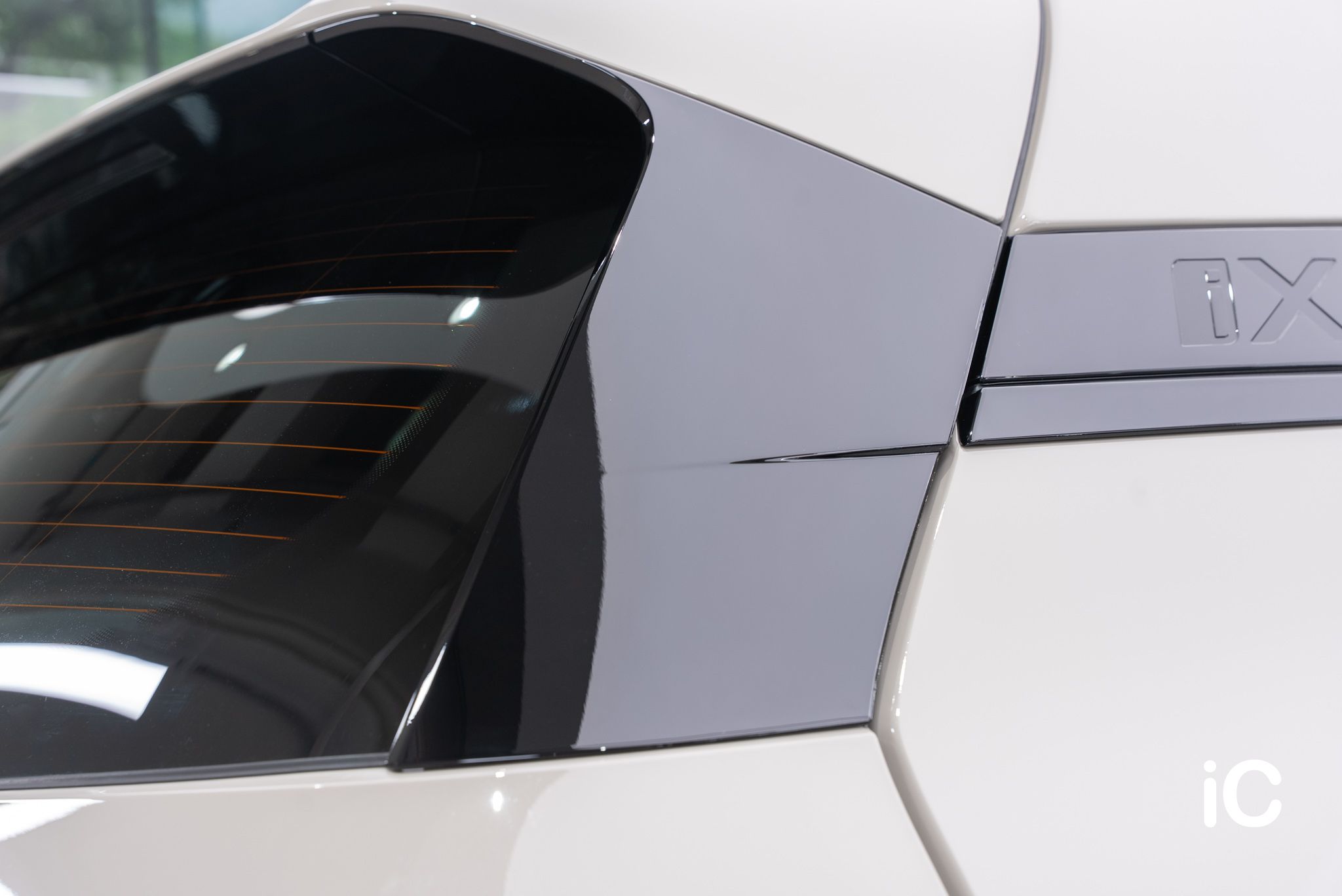 BMW iX 透明 PPF 施工作品